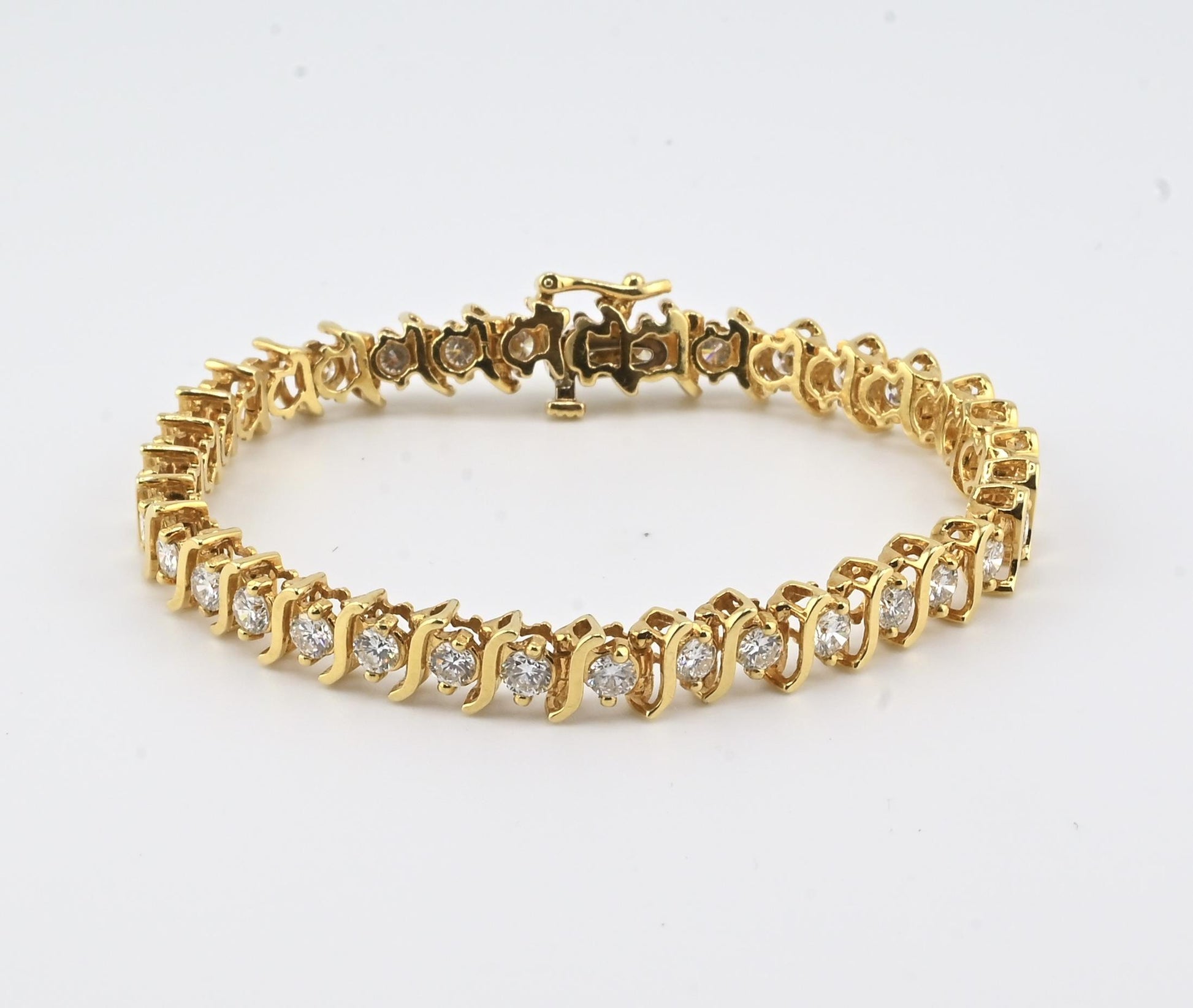 18K Yellow Gold Diamond Tennis Bracelet • 23.31g • 35 Natural Diamonds