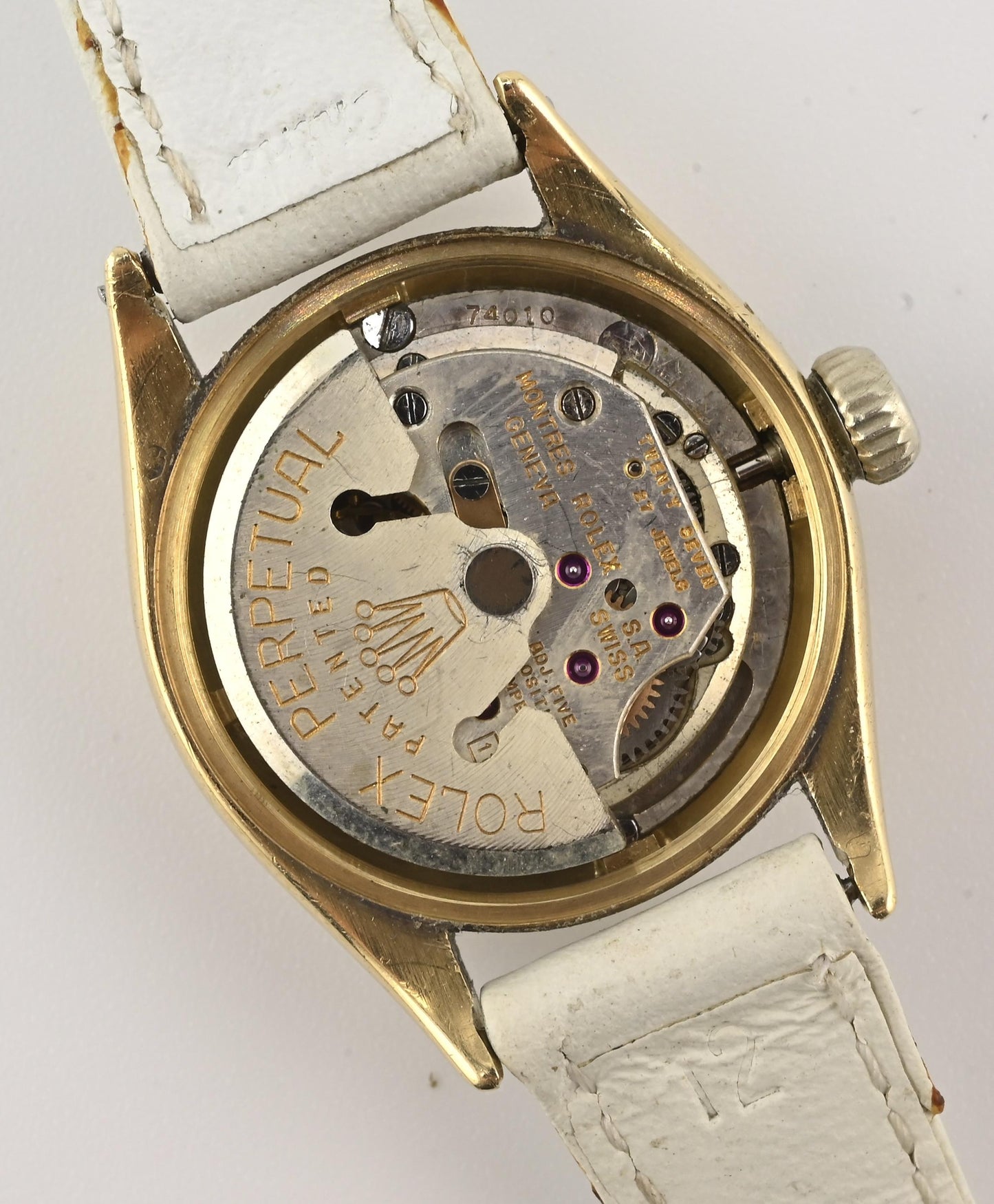 Vintage Rolex Oyster Perpetual Ladies 6509 • 14K Yellow Gold • Honeycomb Dial