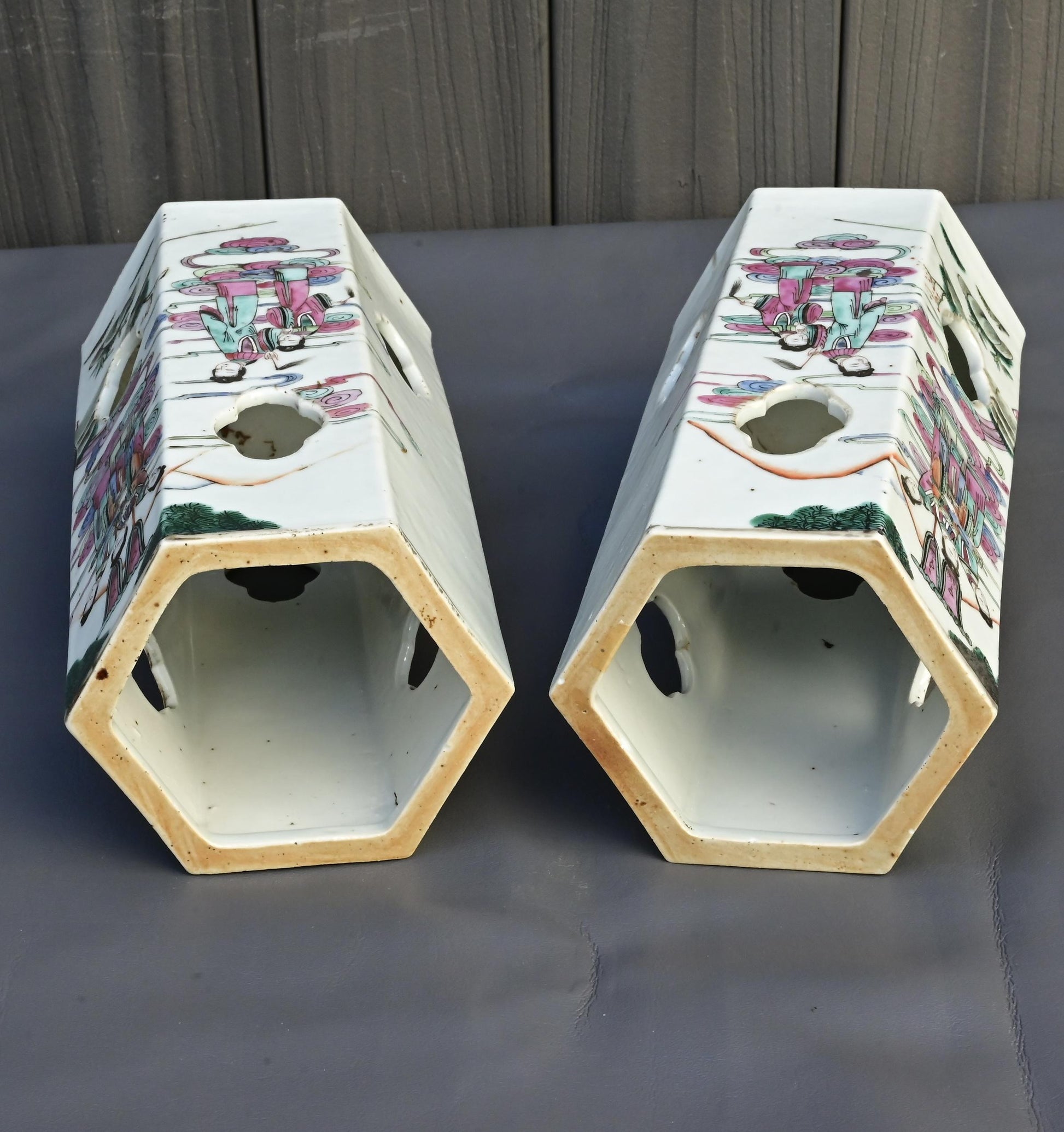 Pair of Antique Chinese Tongzhi Period Famille Rose Hat Stands, Mid-19th Century