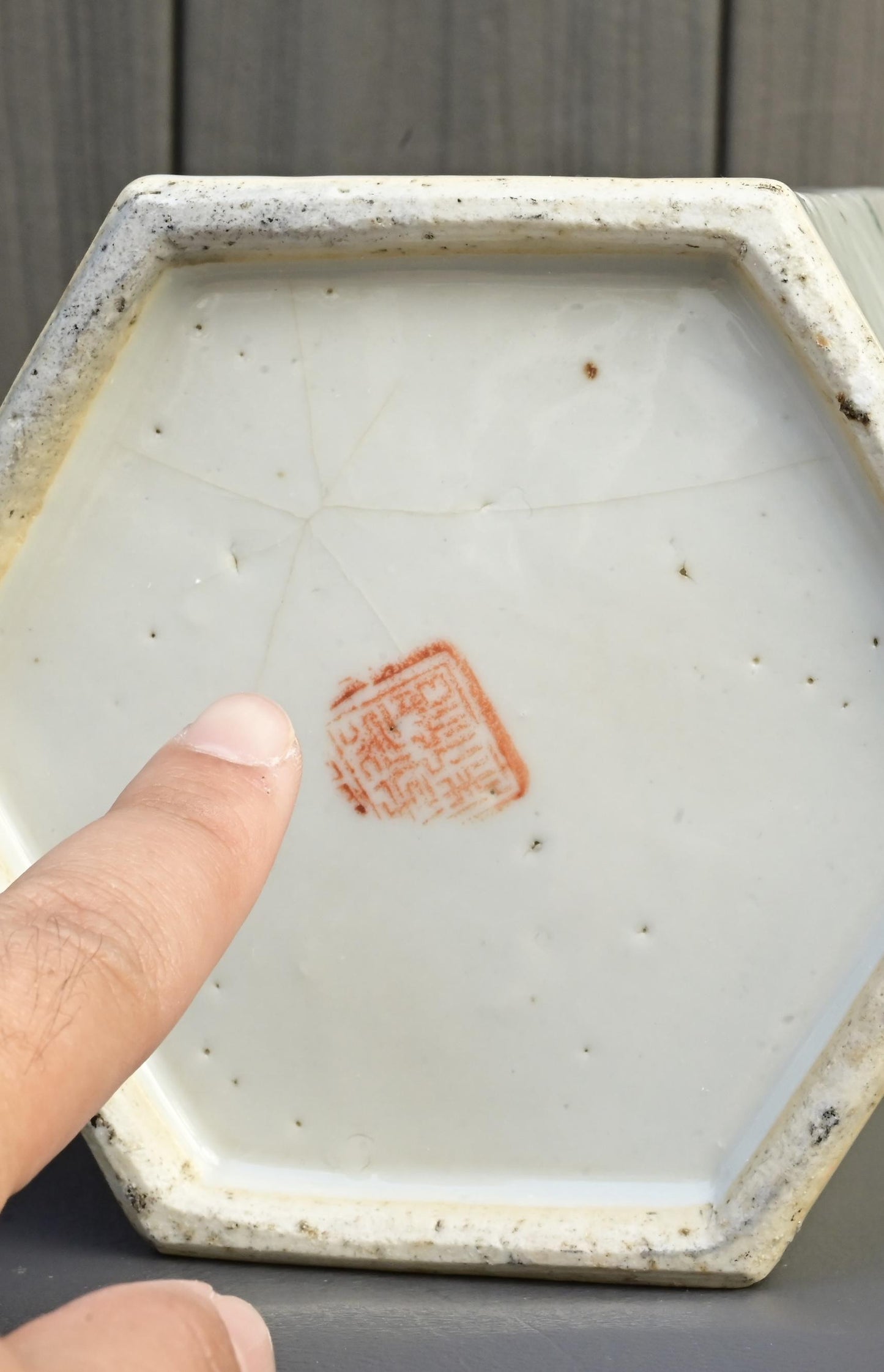 Pair of Antique Chinese Tongzhi Period Famille Rose Hat Stands, Mid-19th Century