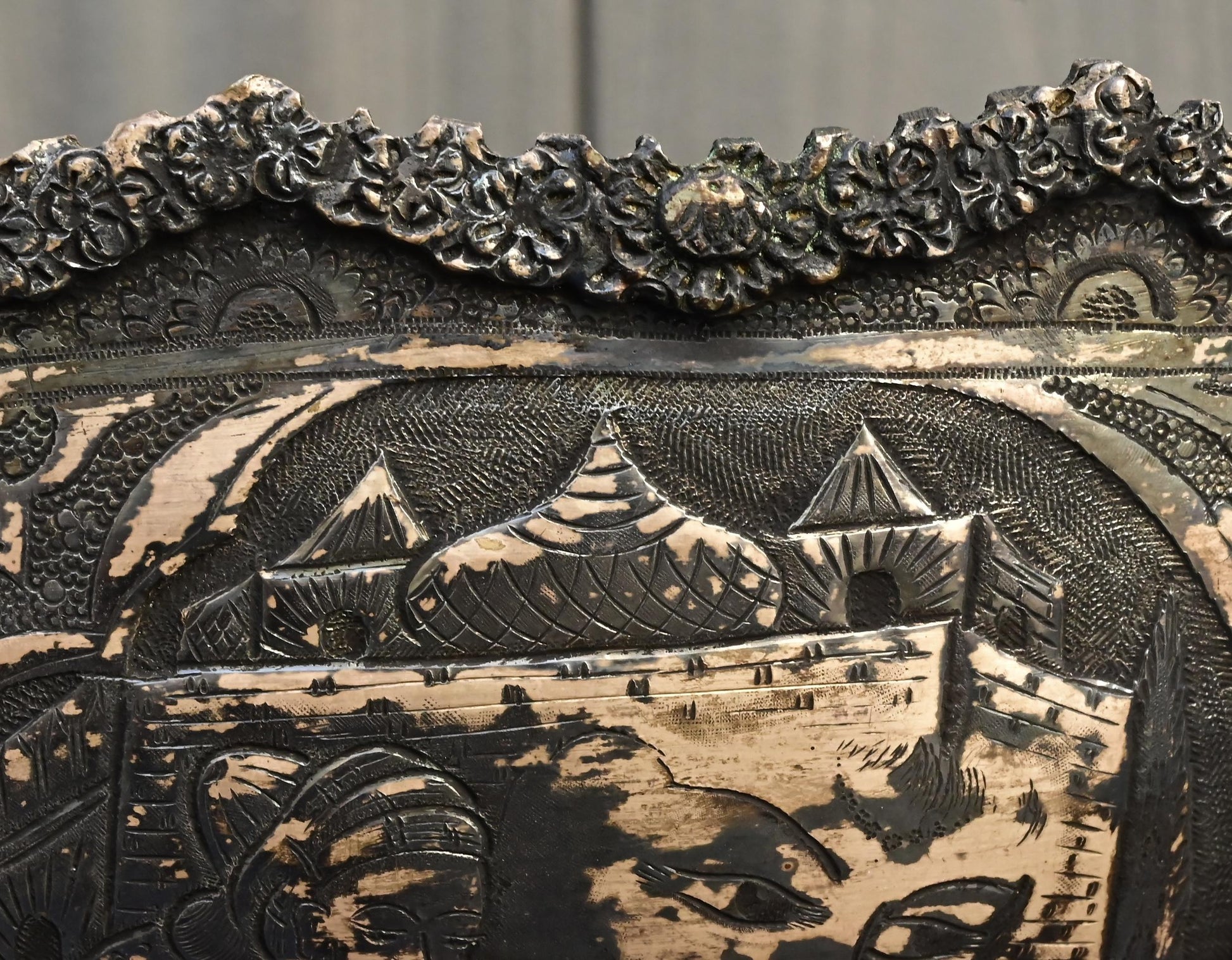 Antique Persian Silver Centerpiece Bowl – Hand-Engraved Qajar Court Scenes