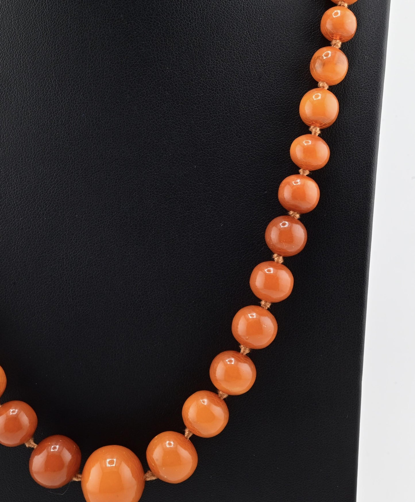 Vintage Baltic Amber Necklace 38.72g 27.5" Egg-Shaped Graduated Beads Natural