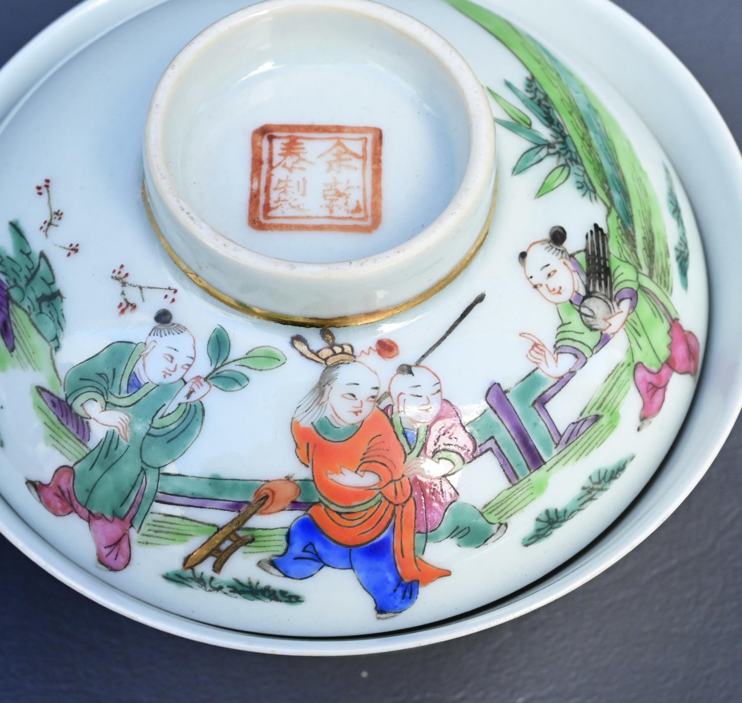 Pair of Antique Chinese Qing Dynasty Porcelain Covered Bowls – Children at Play