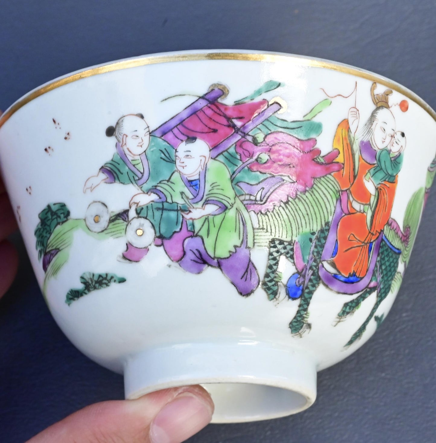 Pair of Antique Chinese Qing Dynasty Porcelain Covered Bowls – Children at Play