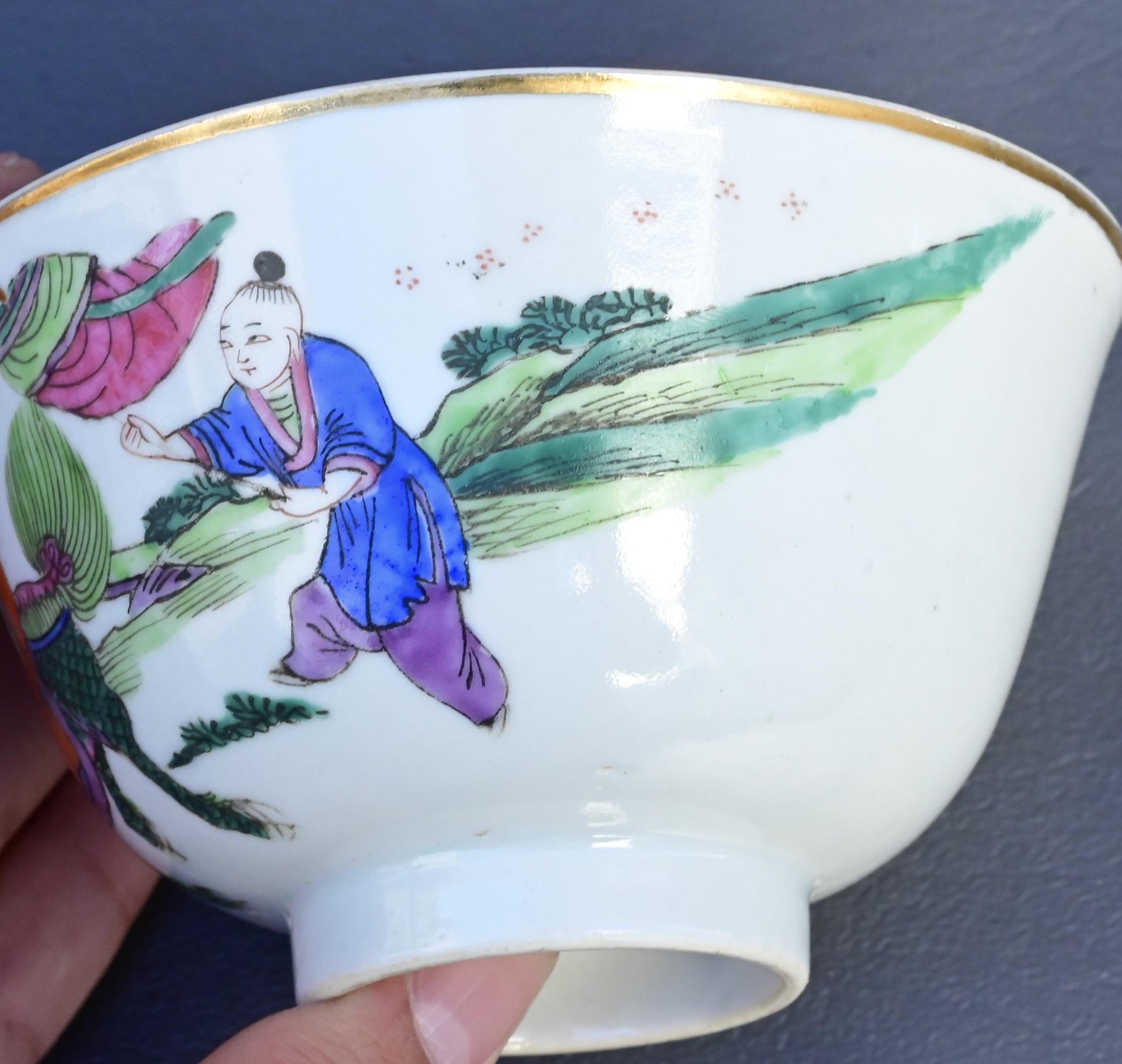 Pair of Antique Chinese Qing Dynasty Porcelain Covered Bowls – Children at Play