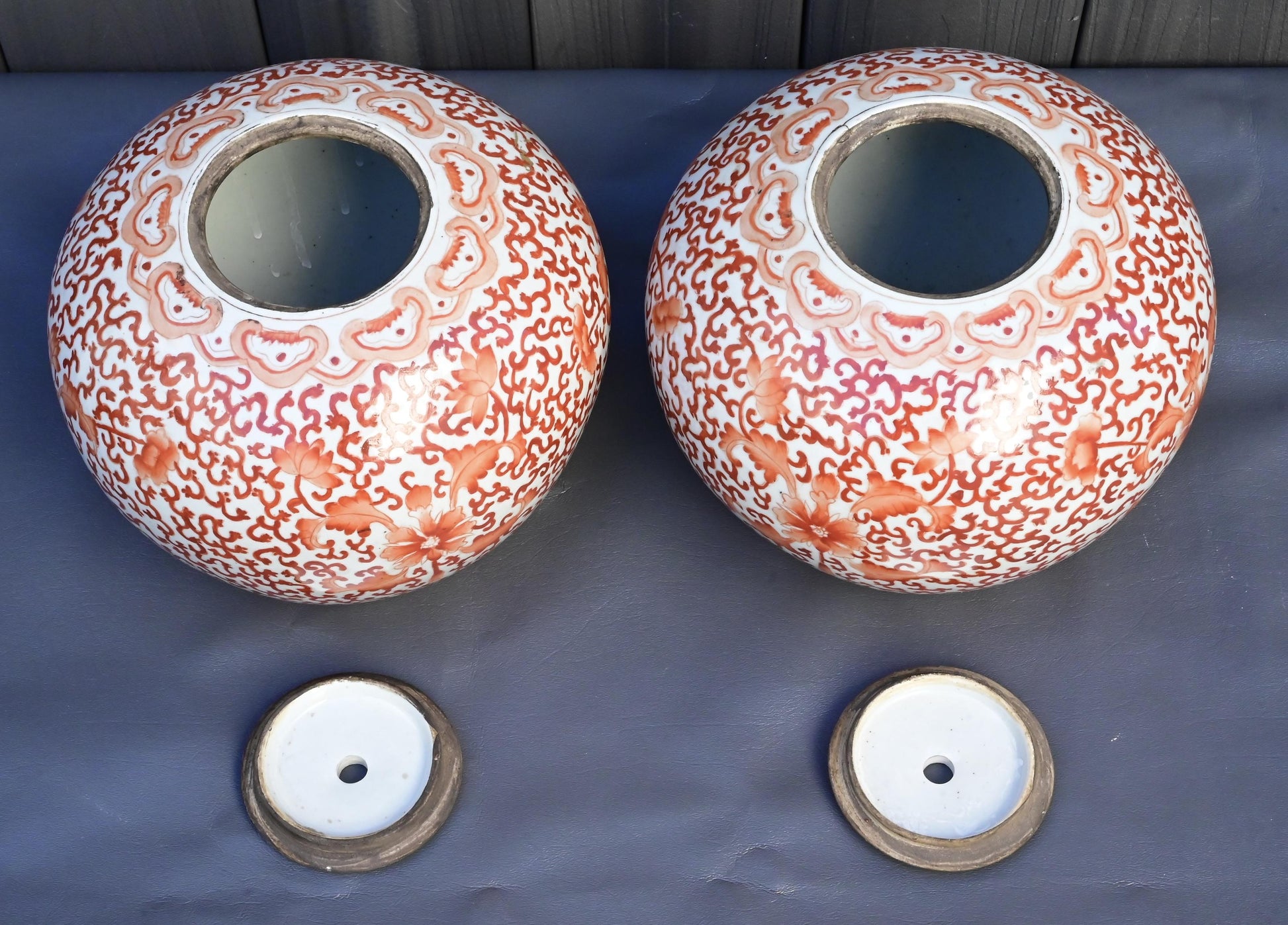 Pair of Antique Chinese Porcelain Ginger Jars – Red Floral Scroll Design