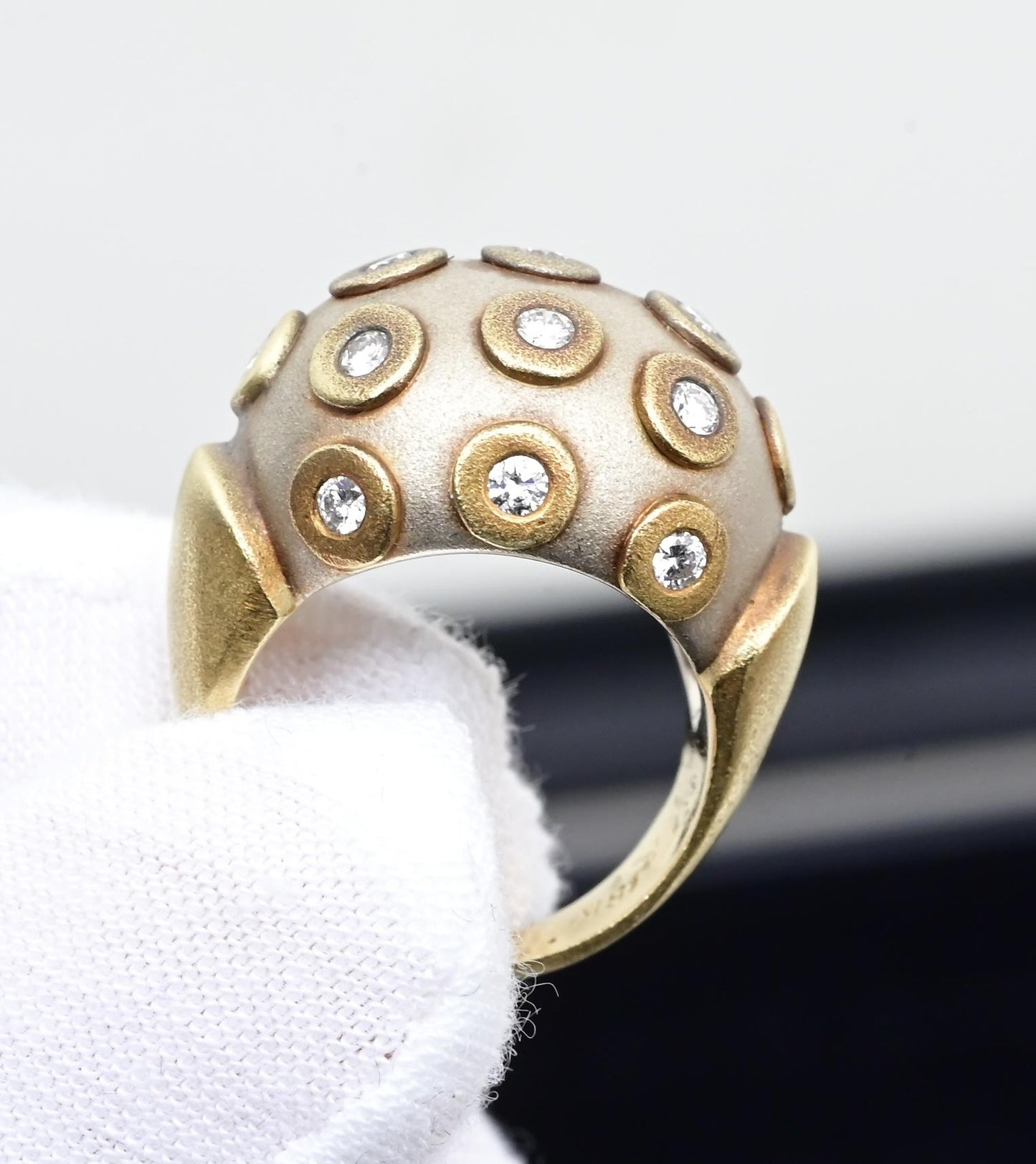 IGI Certified Diana Vincent 18K Gold Dome Diamond Ring Size 4 11.83 Grams
