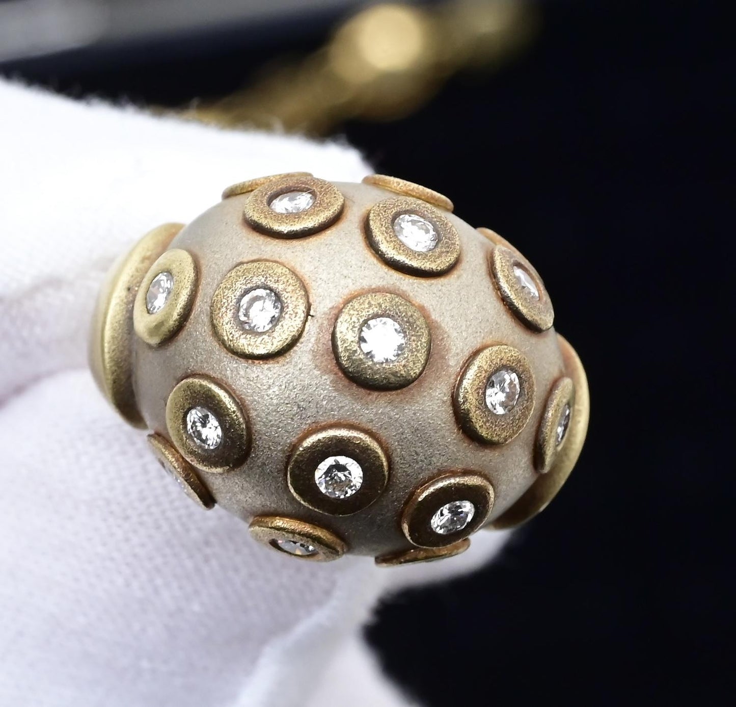 IGI Certified Diana Vincent 18K Gold Dome Diamond Ring Size 4 11.83 Grams