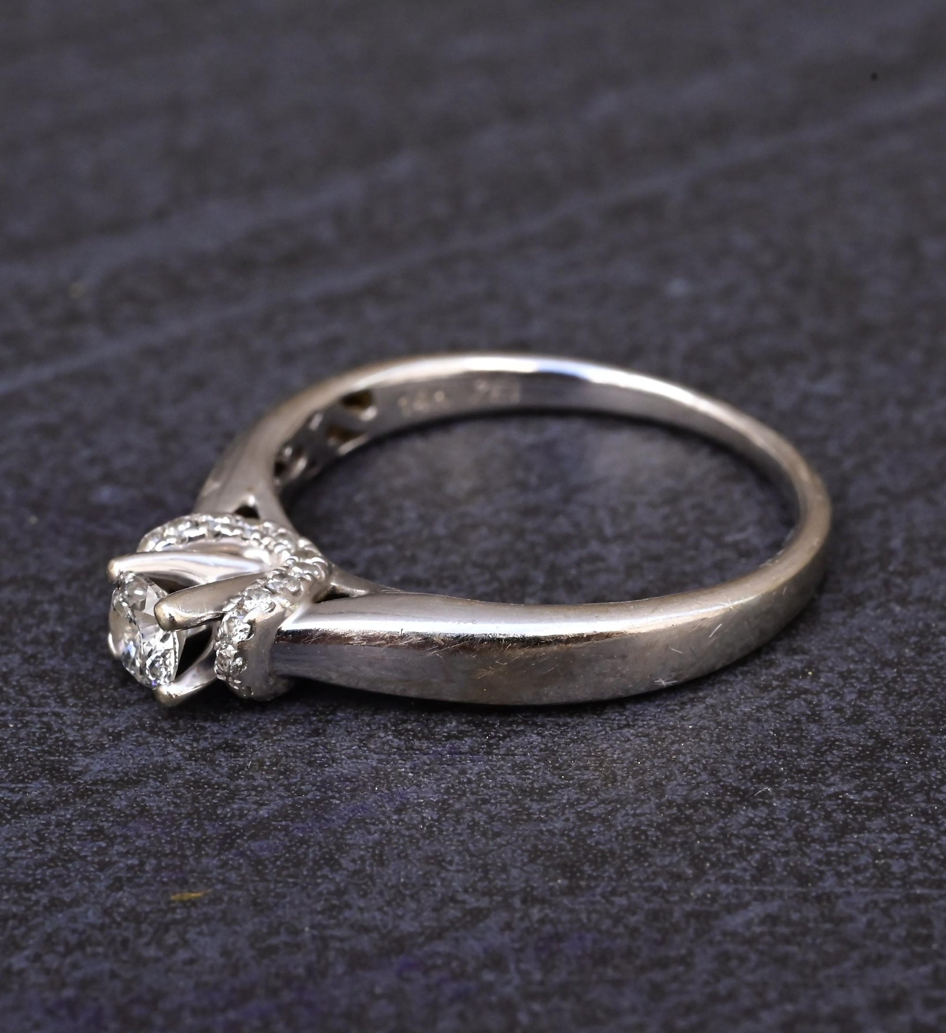 14K White Gold Diamond Ring IGI Certified Ring Size 9