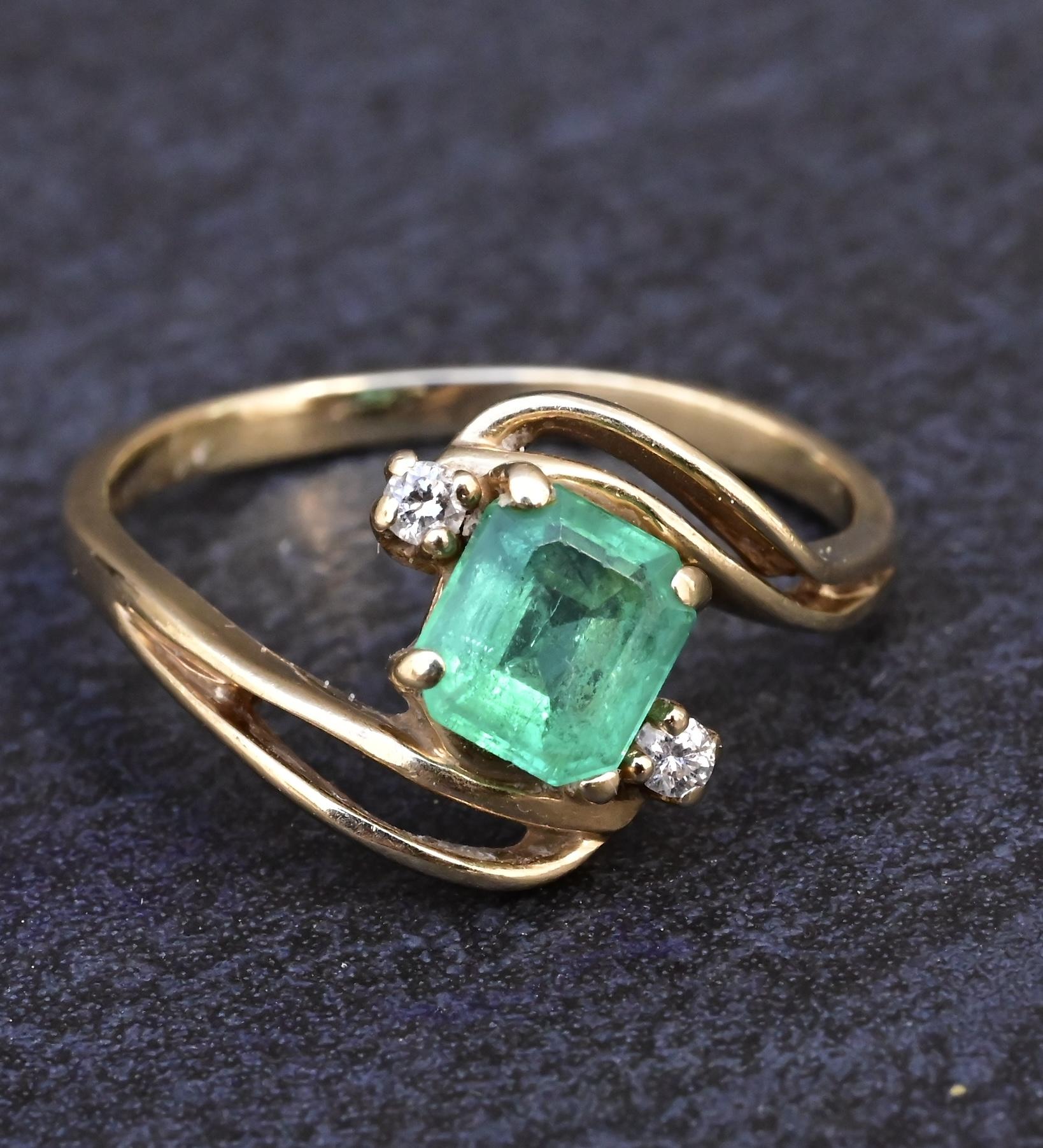 14K Yellow Gold Emerald & Diamond Ring 0.75 Carat Emerald IGI Certified