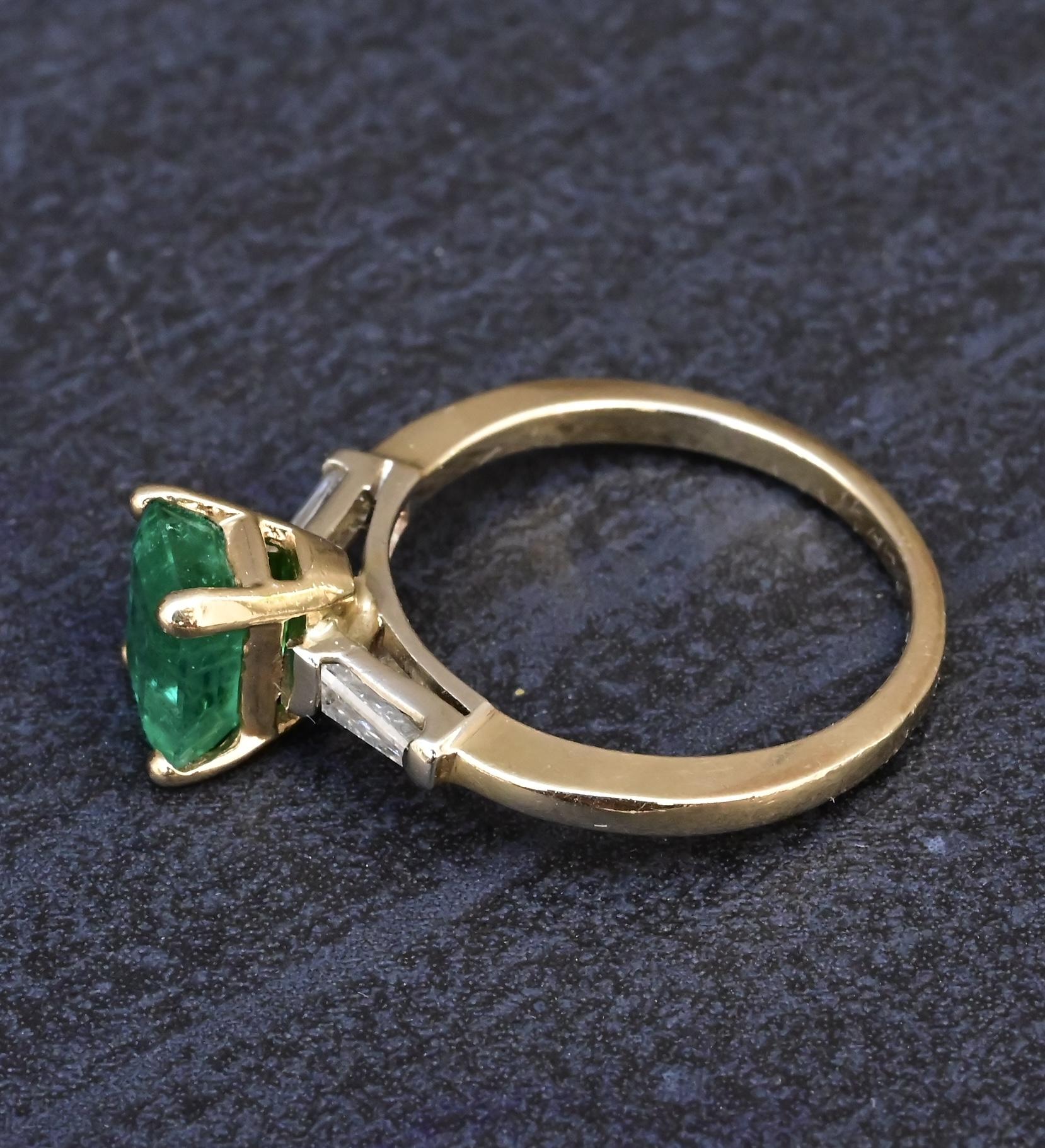 Gorgeous Deep Green Emerald & Diamond Ring IGI Certified Ring Size 6.25