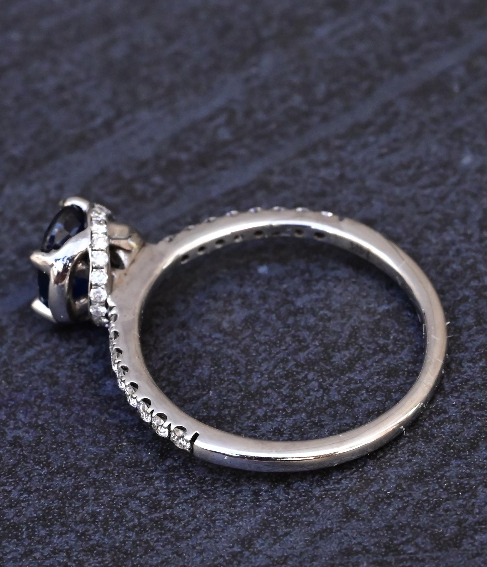 Beautiful 14K White Gold Sapphire & Diamond Ring IGI Certified Ring Size 5.