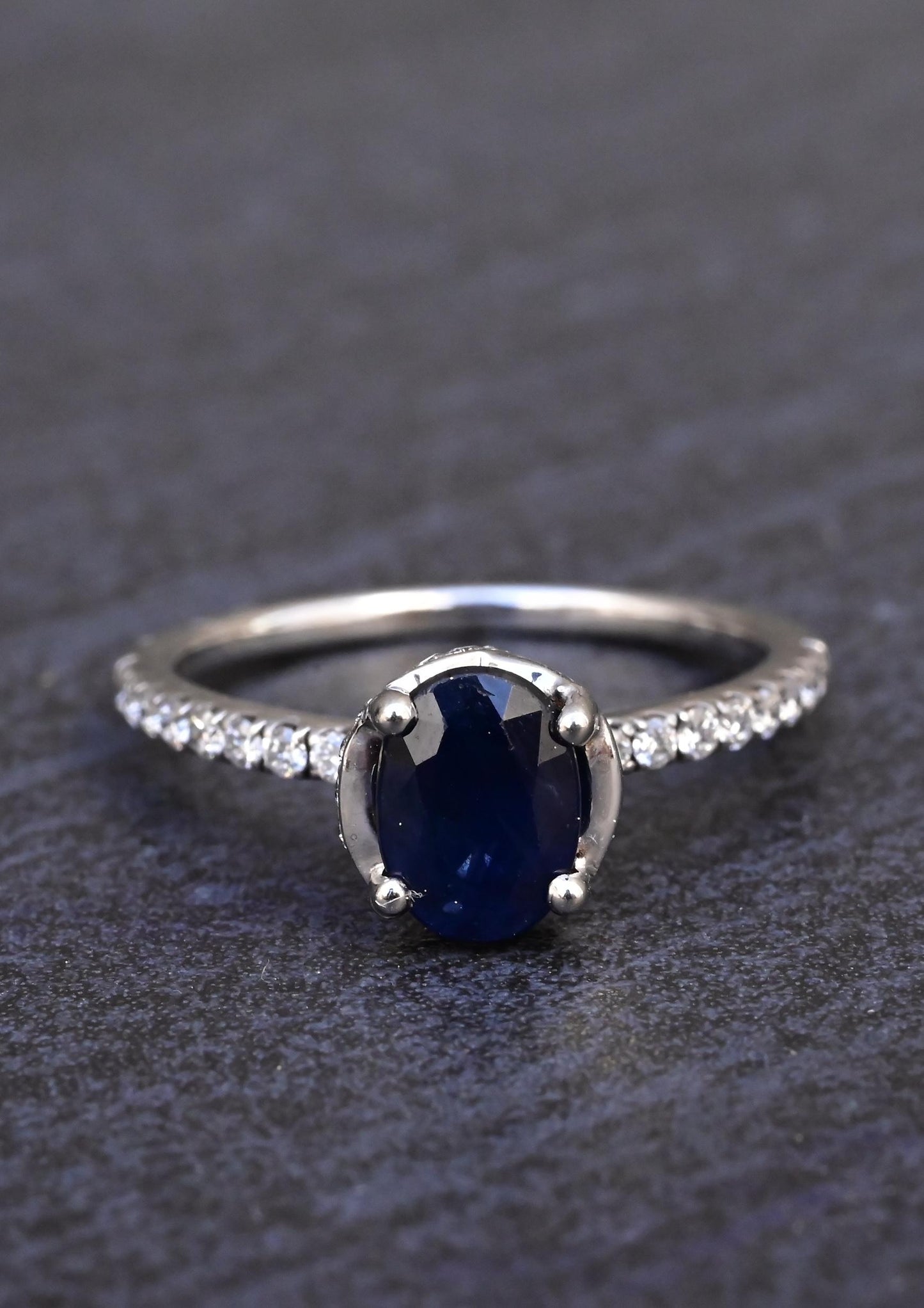Beautiful 14K White Gold Sapphire & Diamond Ring IGI Certified Ring Size 5.