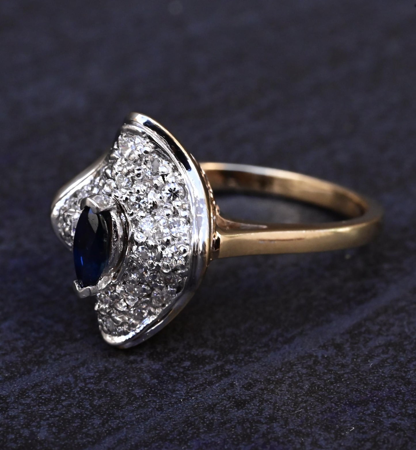 Fabulous 14K Yellow & White Gold Sapphire & Diamond Ring IGI Certified