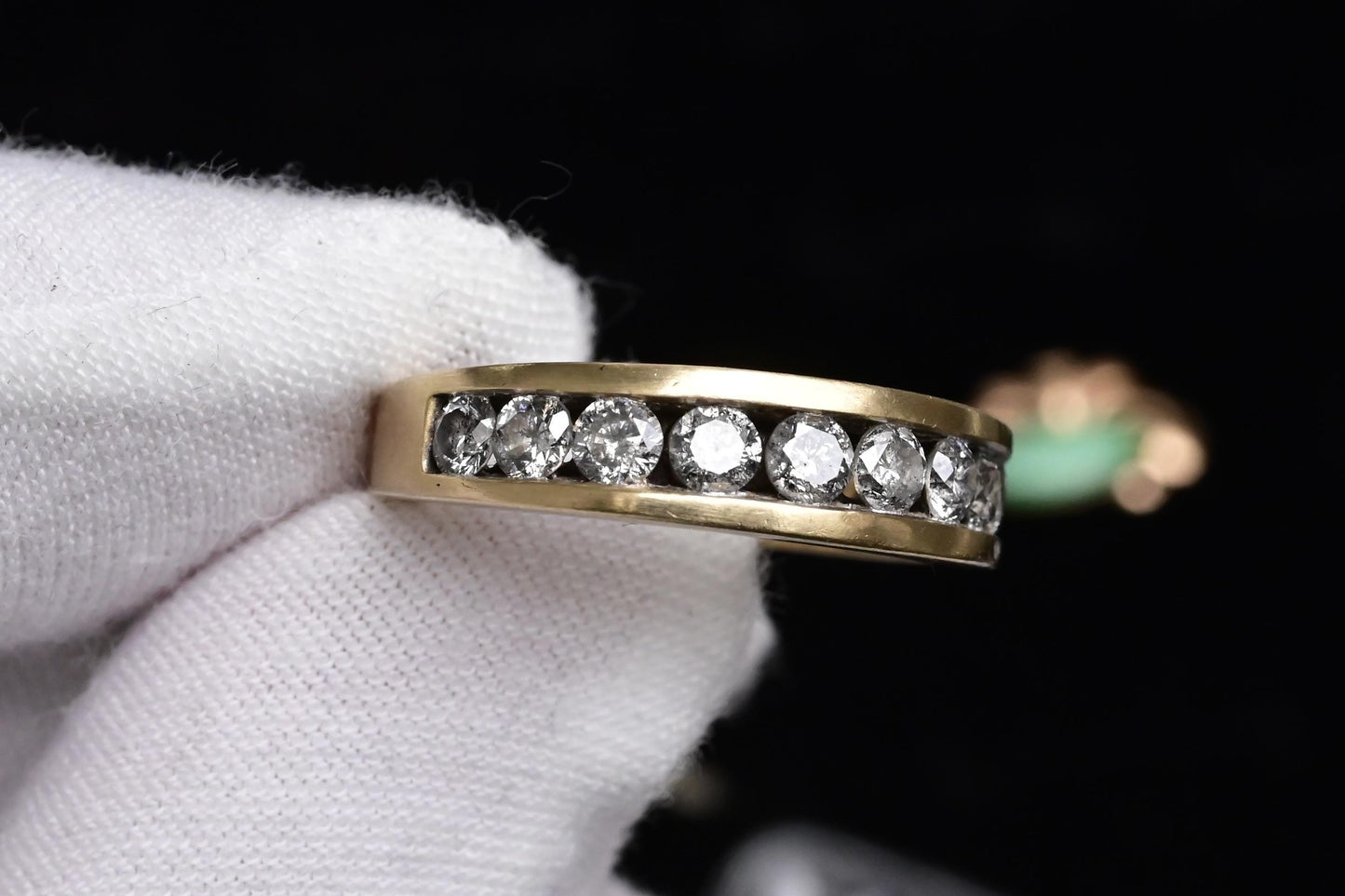Fabulous 14K Yellow Gold Band With Natural Diamonds .90 Carats IGI Certified