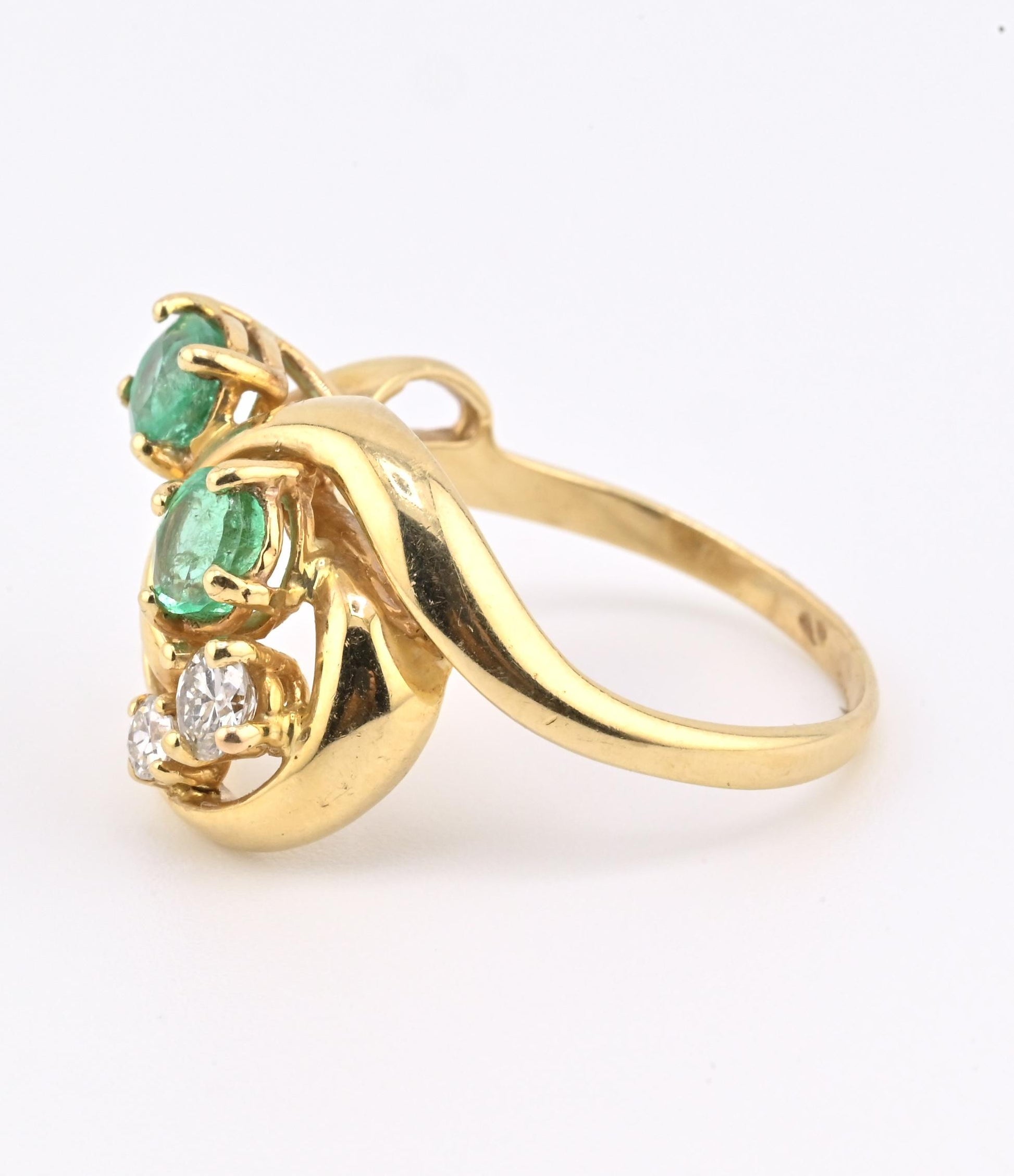 IGI Certified 14K Yellow Gold Ring with 0.70ct Natural Emeralds 0.25ct Diamonds