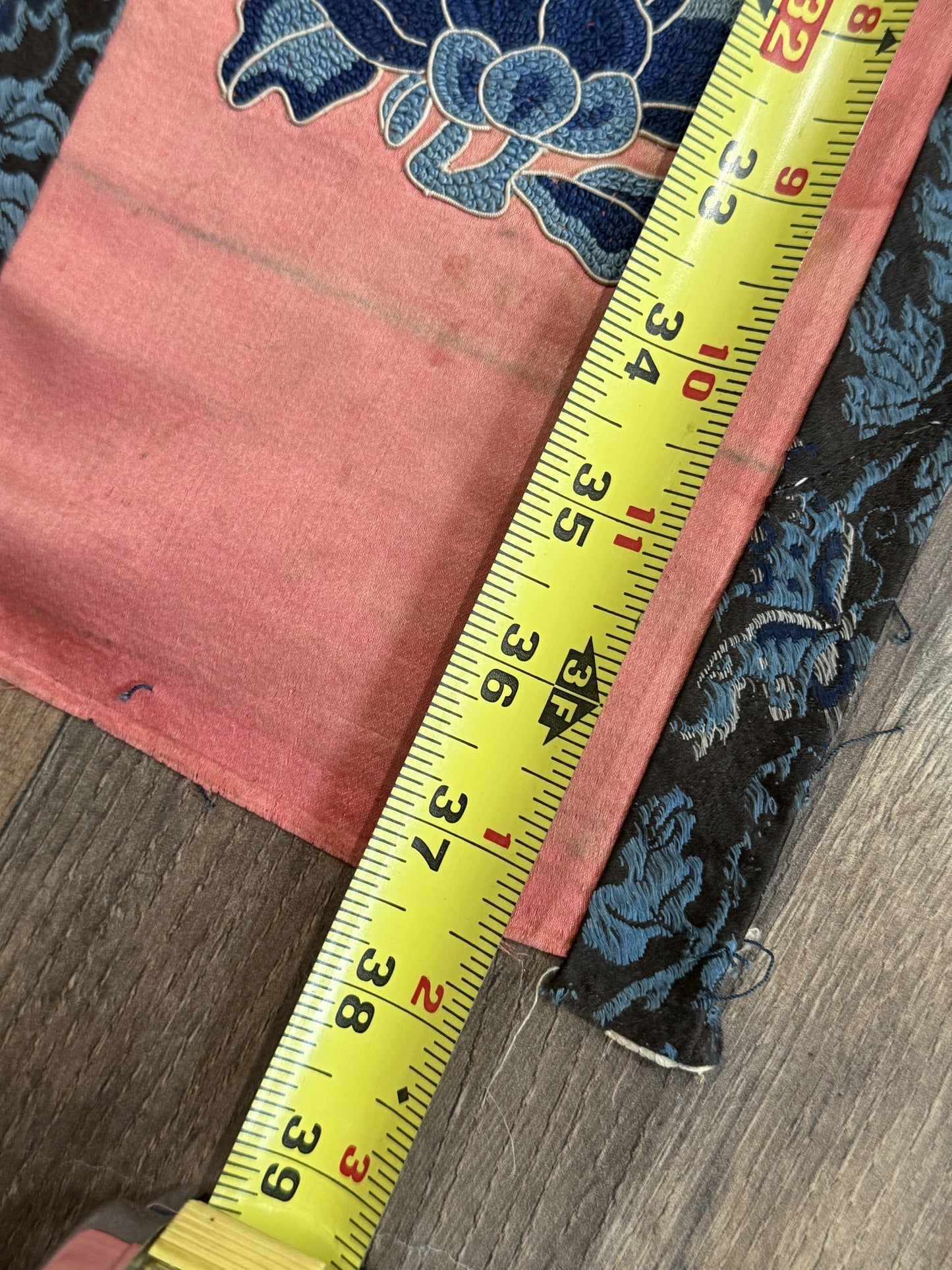 Late Qing Dynasty Silk Embroidery Sleeve Cuffs on Salmon-Pink Satin