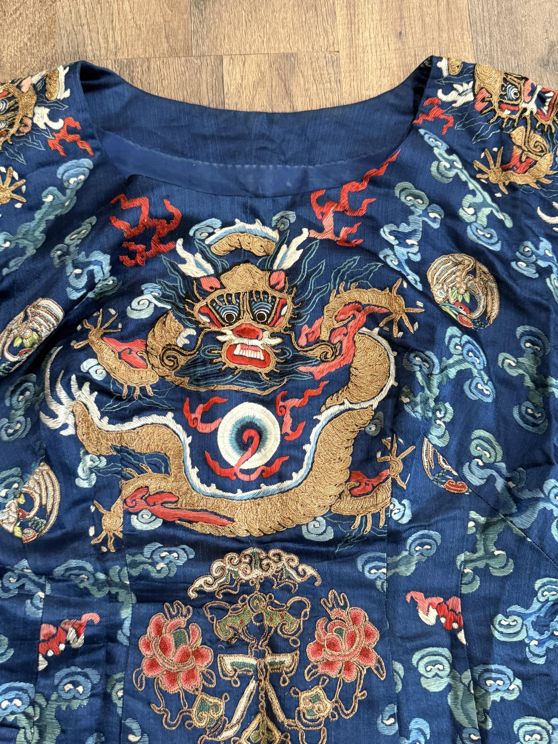 Late Qing Dynasty Embroidered Silk Dragon Robe