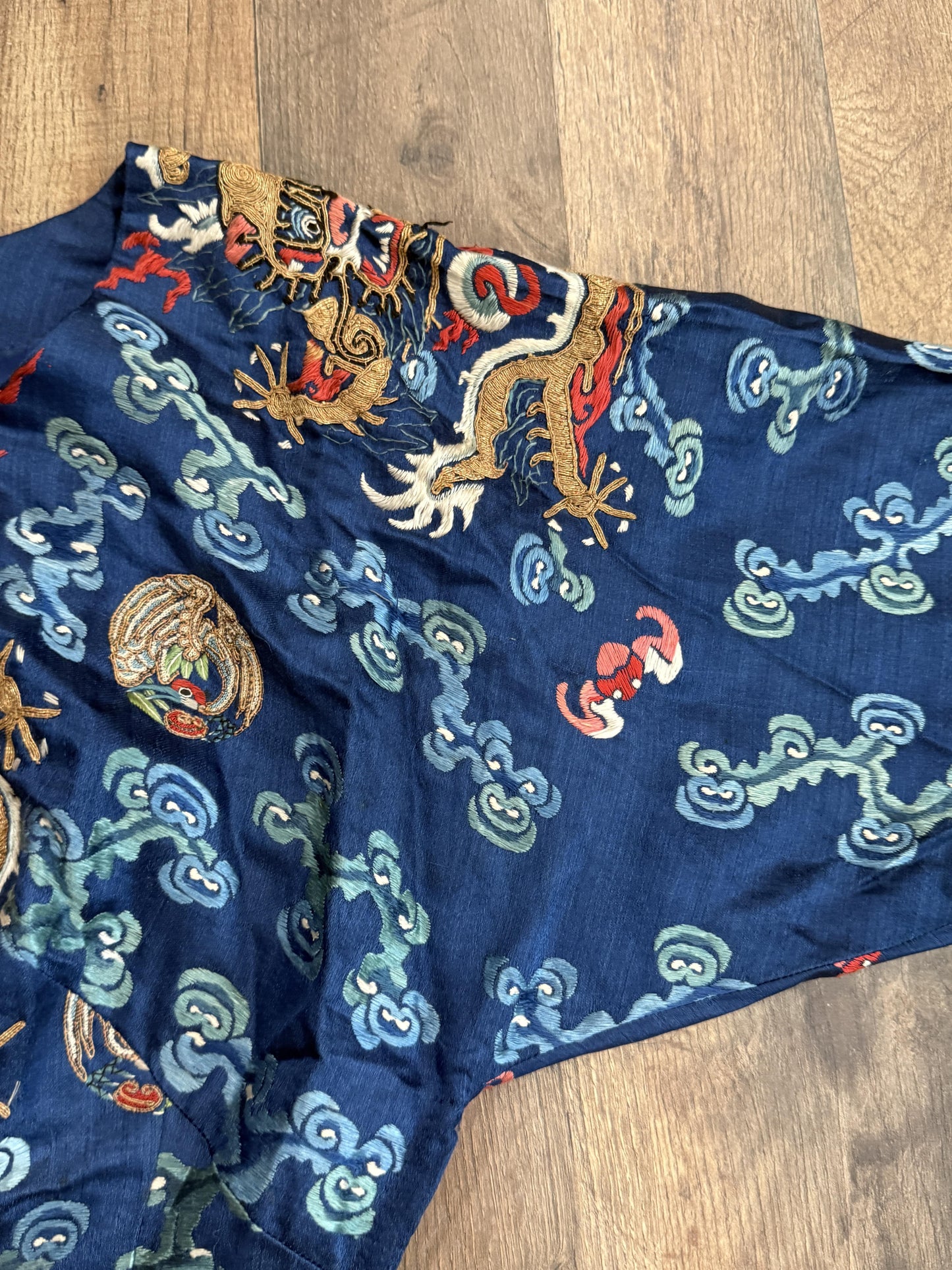 Late Qing Dynasty Embroidered Silk Dragon Robe