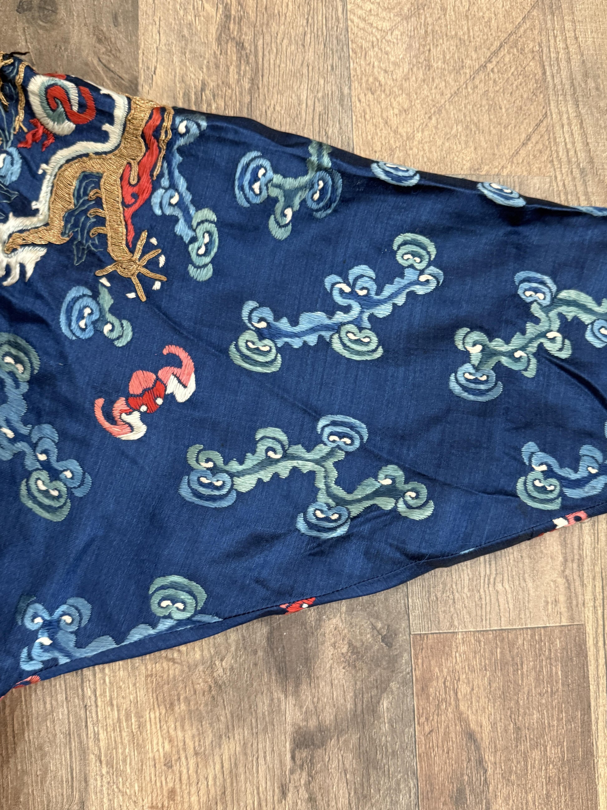 Late Qing Dynasty Embroidered Silk Dragon Robe
