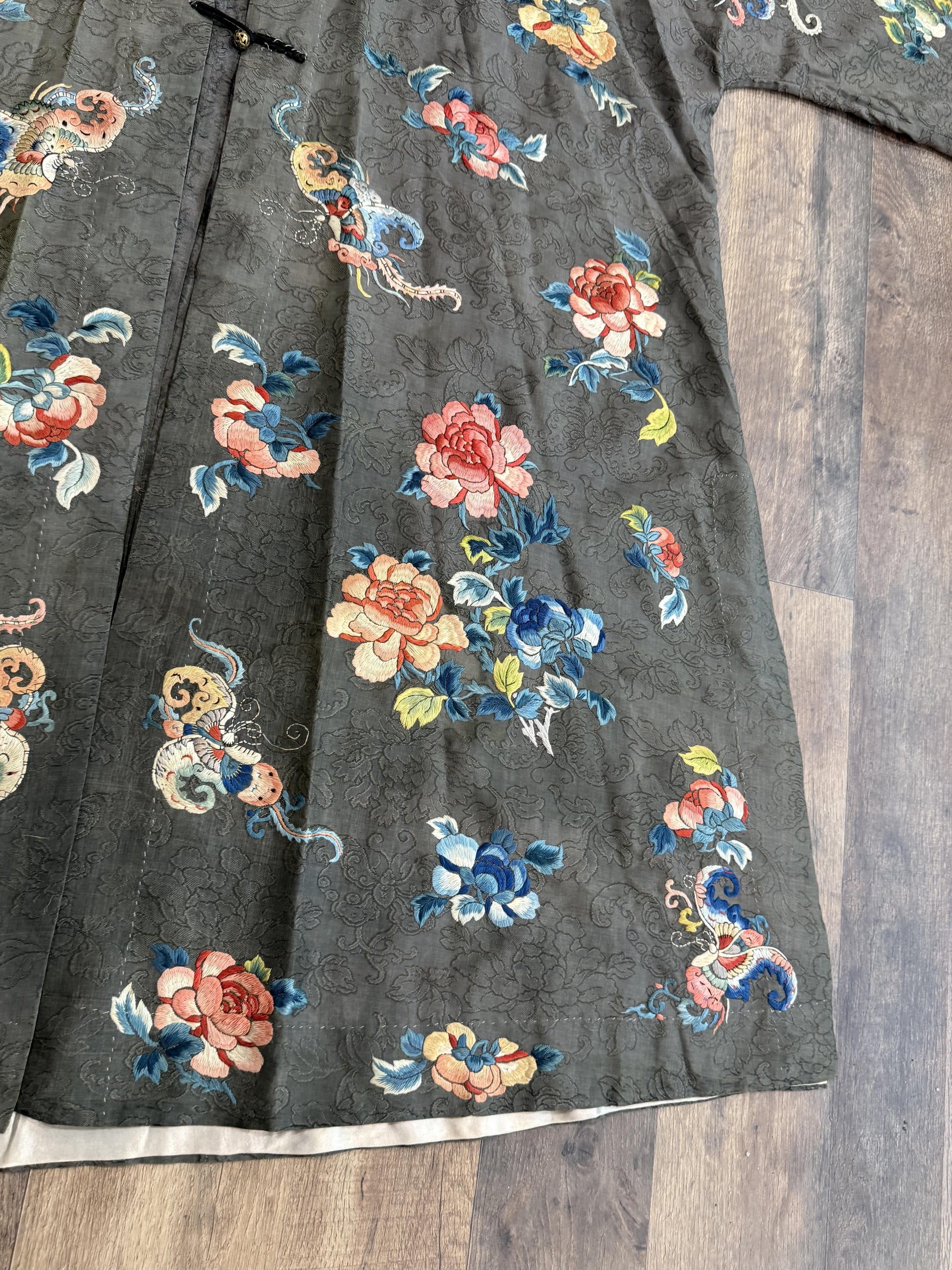 Late Qing Dynasty Silk Satin Robe with "Forbidden Stitch" and Narrative Roundels