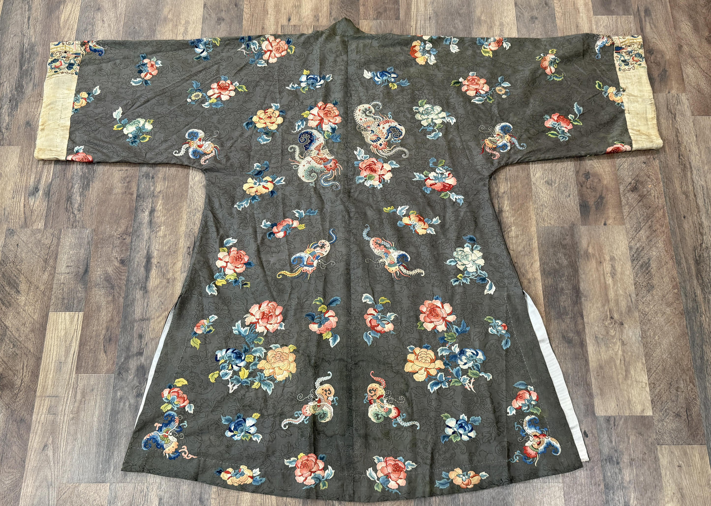 Late Qing Dynasty Silk Satin Robe with "Forbidden Stitch" and Narrative Roundels