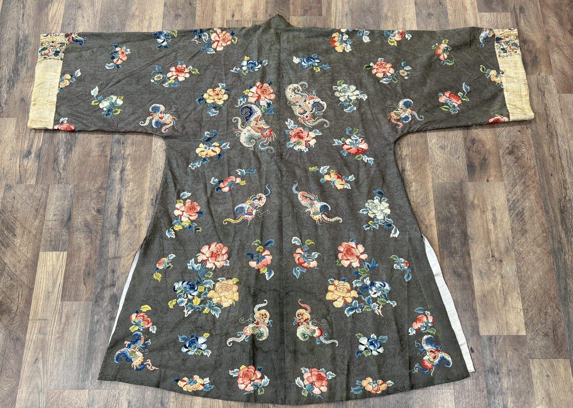 Late Qing Dynasty Silk Satin Robe with "Forbidden Stitch" and Narrative Roundels