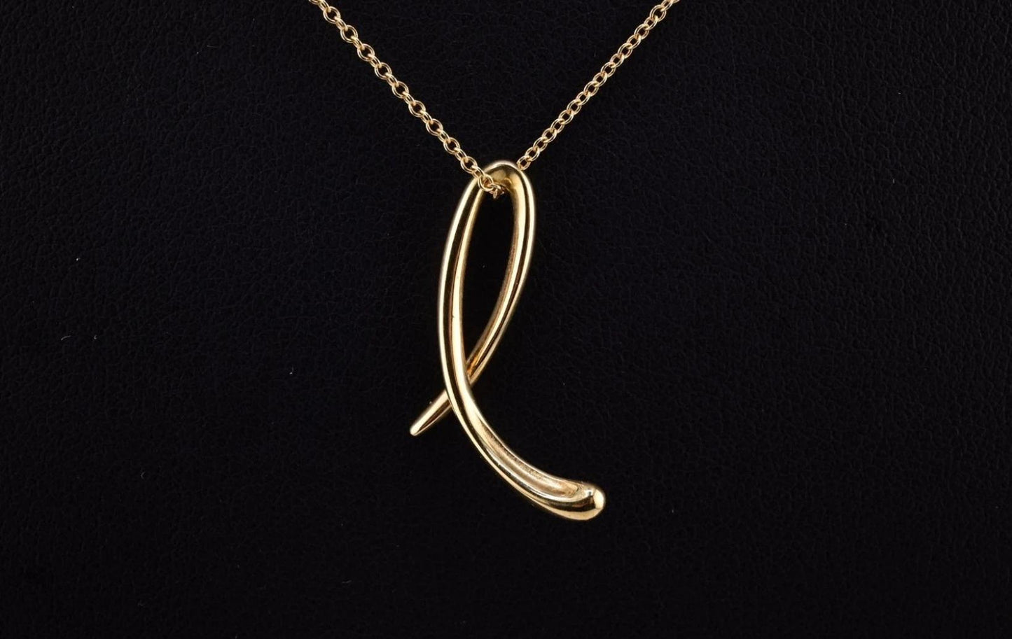 Fantastic Elsa Peretti Tiffany & Co. Yellow Gold Cursive L Pendant