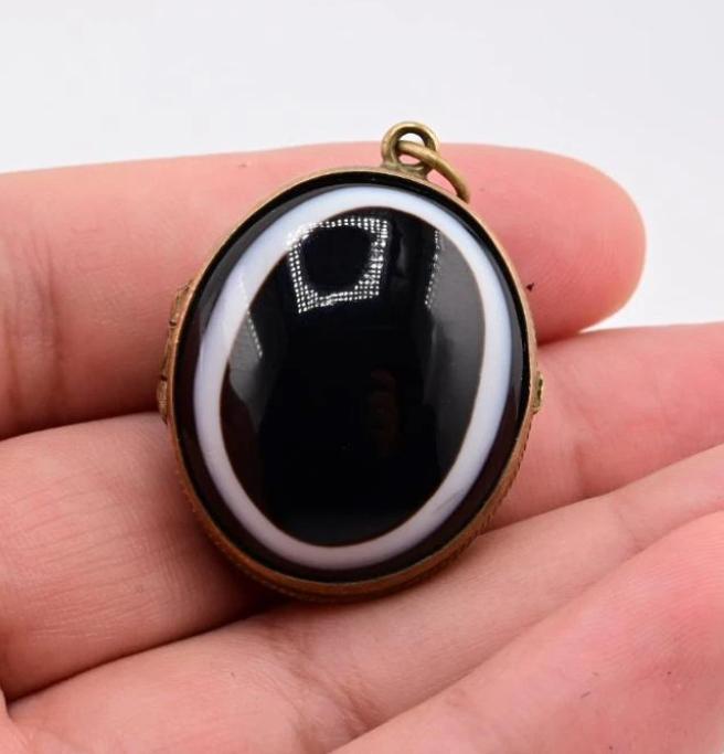 Gorgeous Victorian Period Agate Bullseye Locket
