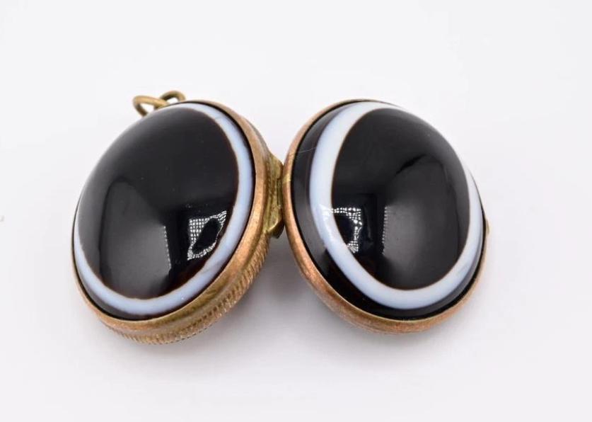 Gorgeous Victorian Period Agate Bullseye Locket