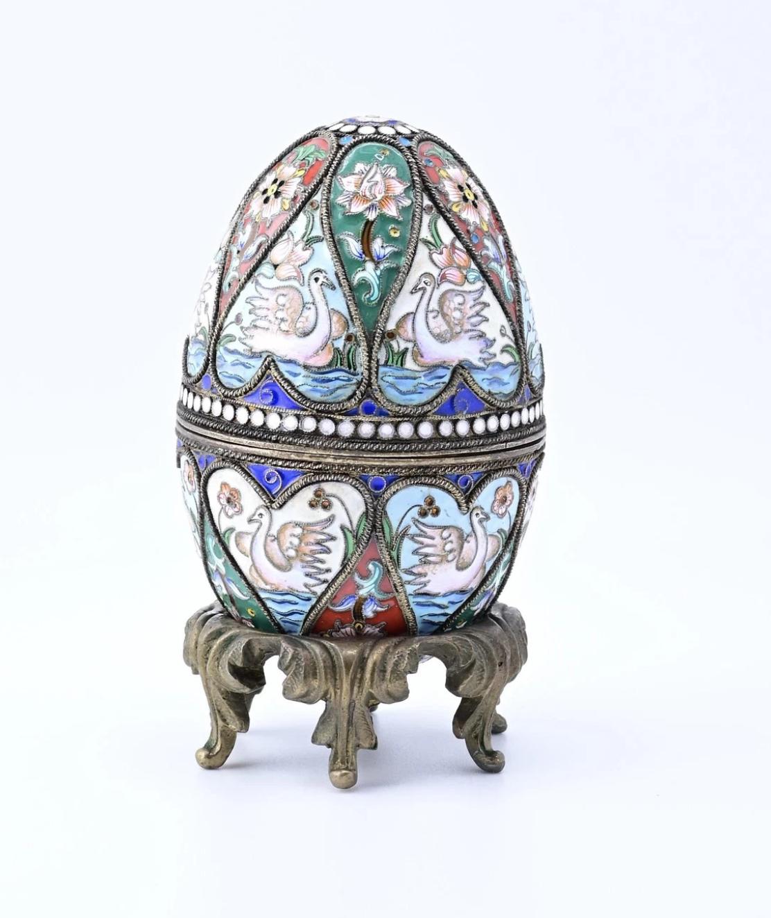 Extremely Gorgeous Russian Enamel Egg With Fabulous Swans