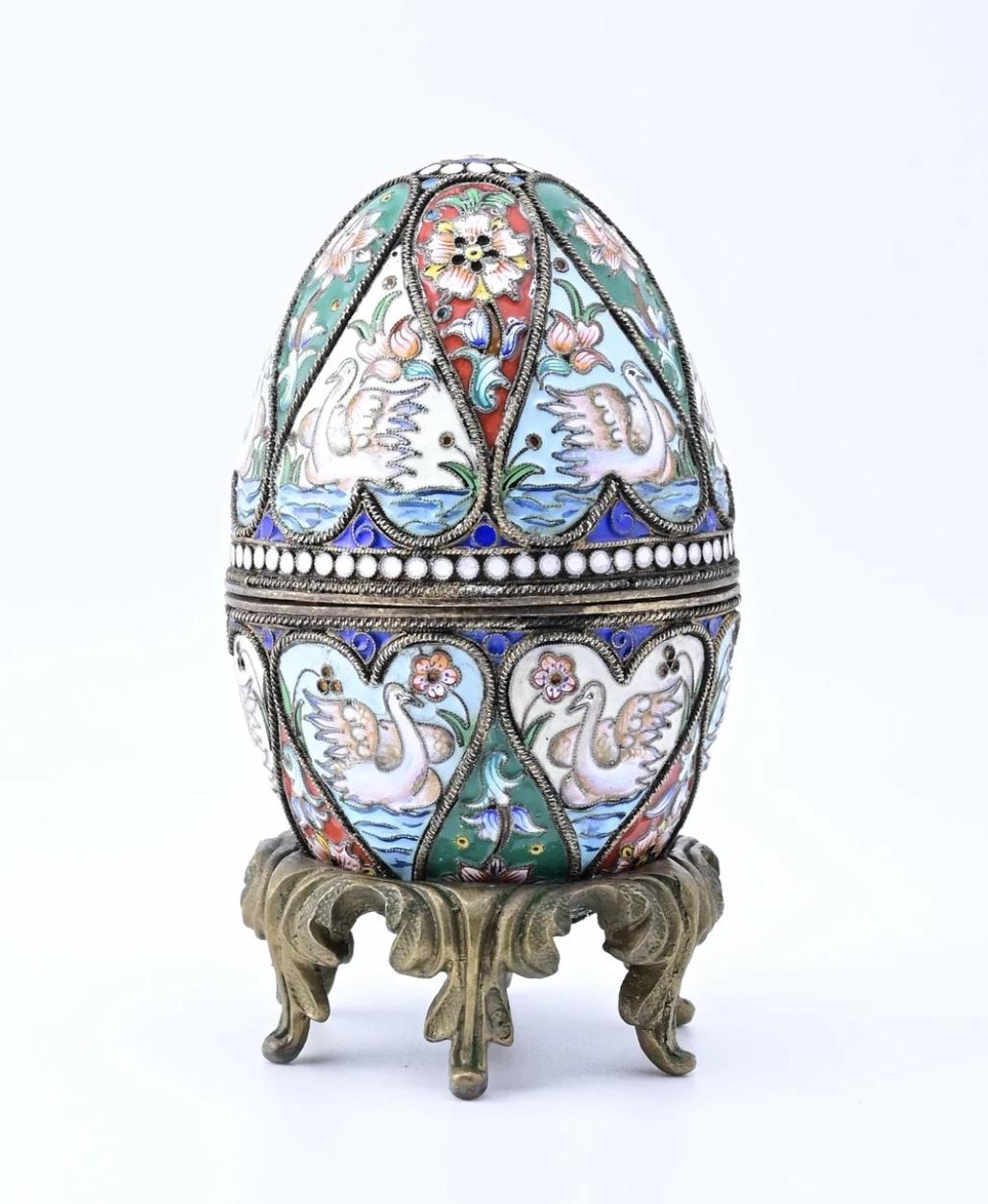 Extremely Gorgeous Russian Enamel Egg With Fabulous Swans