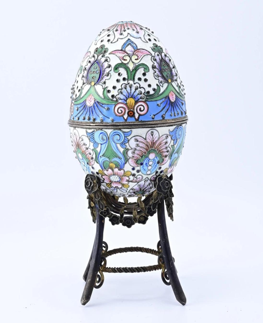 Outstanding Antique Russian Enamel Silver Egg With Floral Details