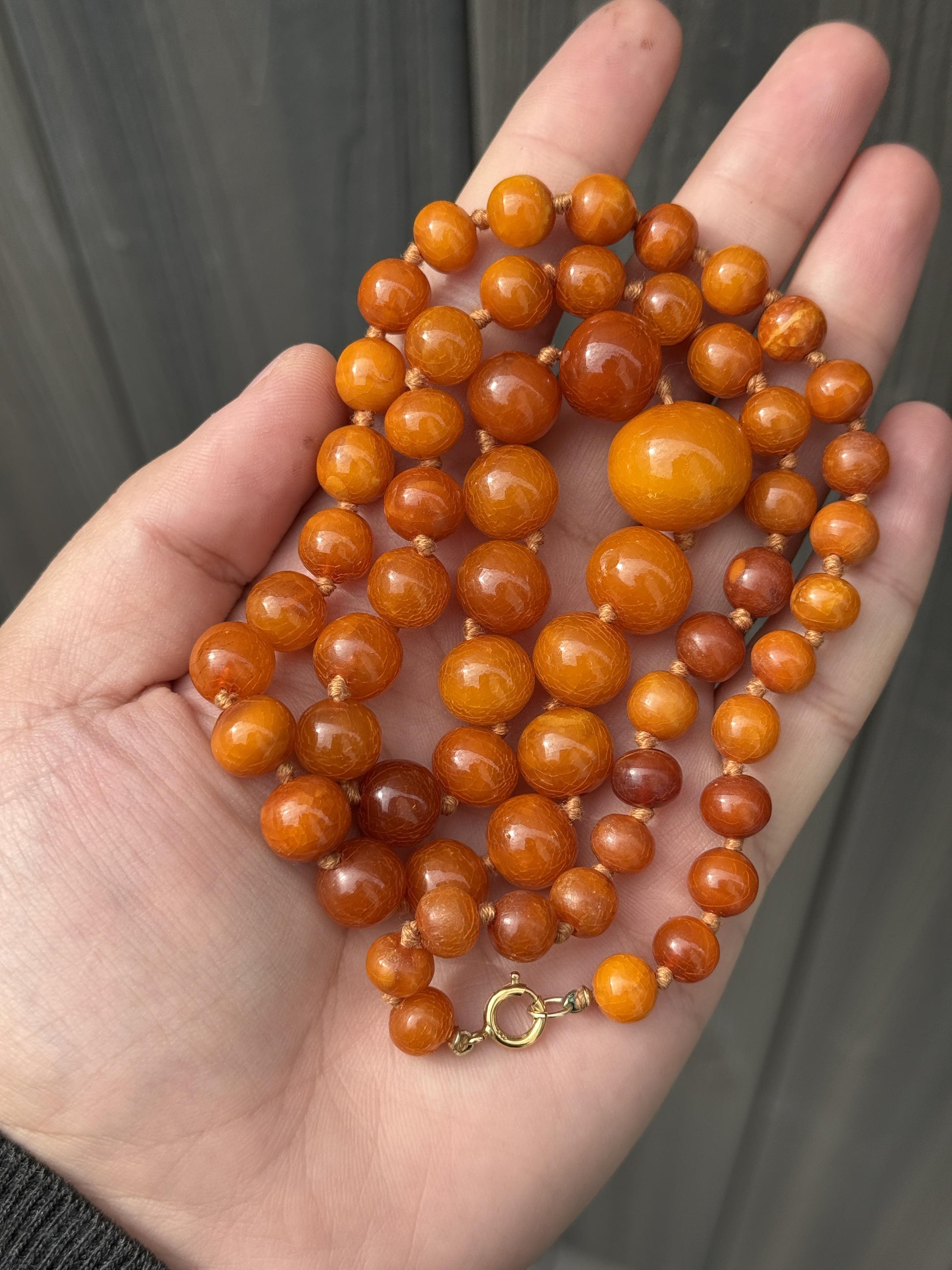 Fabulous Antique Amber Beaded Necklace Round Beads 38.65 Grams