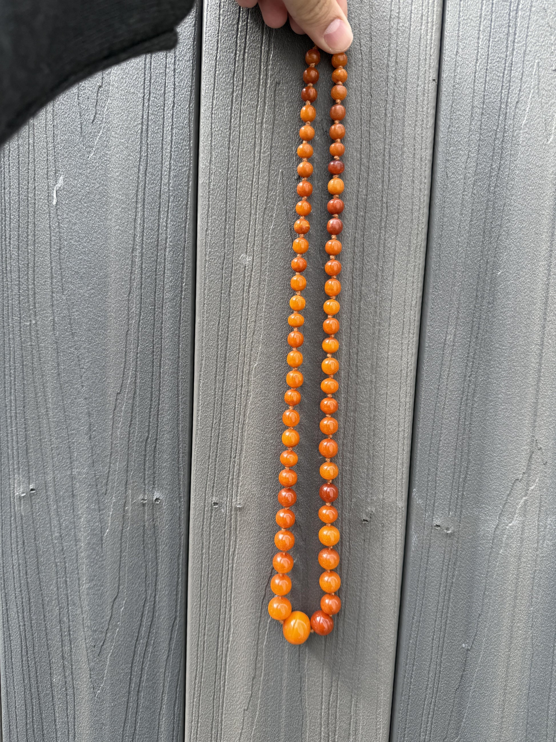 Fabulous Antique Amber Beaded Necklace Round Beads 38.65 Grams