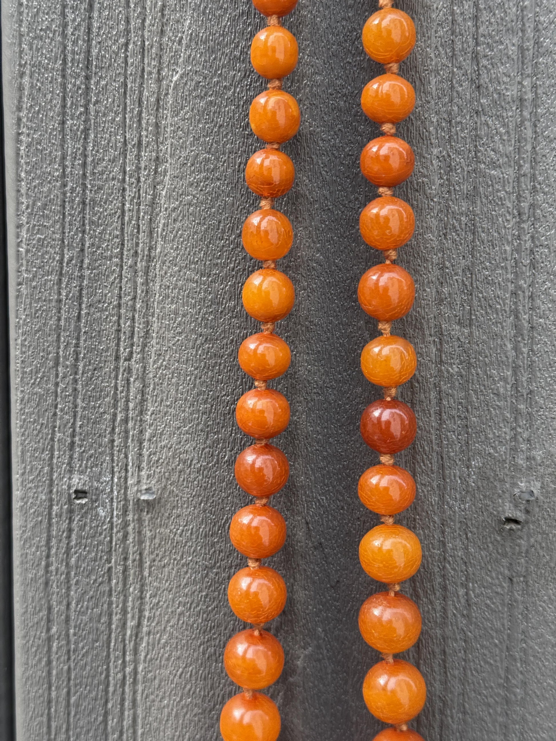 Fabulous Antique Amber Beaded Necklace Round Beads 38.65 Grams