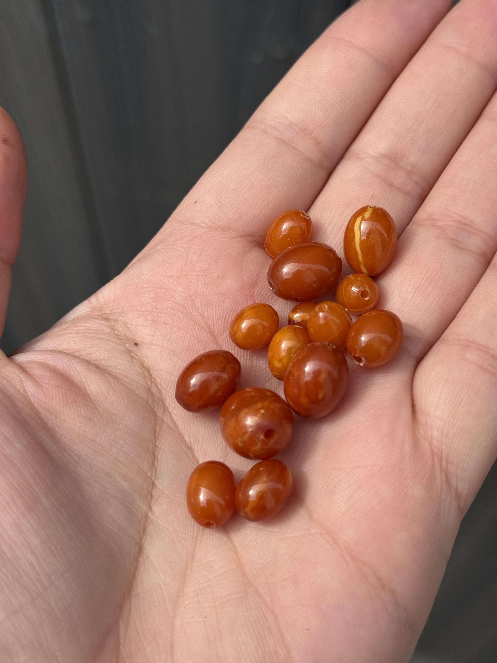 Beautiful Antique Amber Beads Lot 7.38 Grams