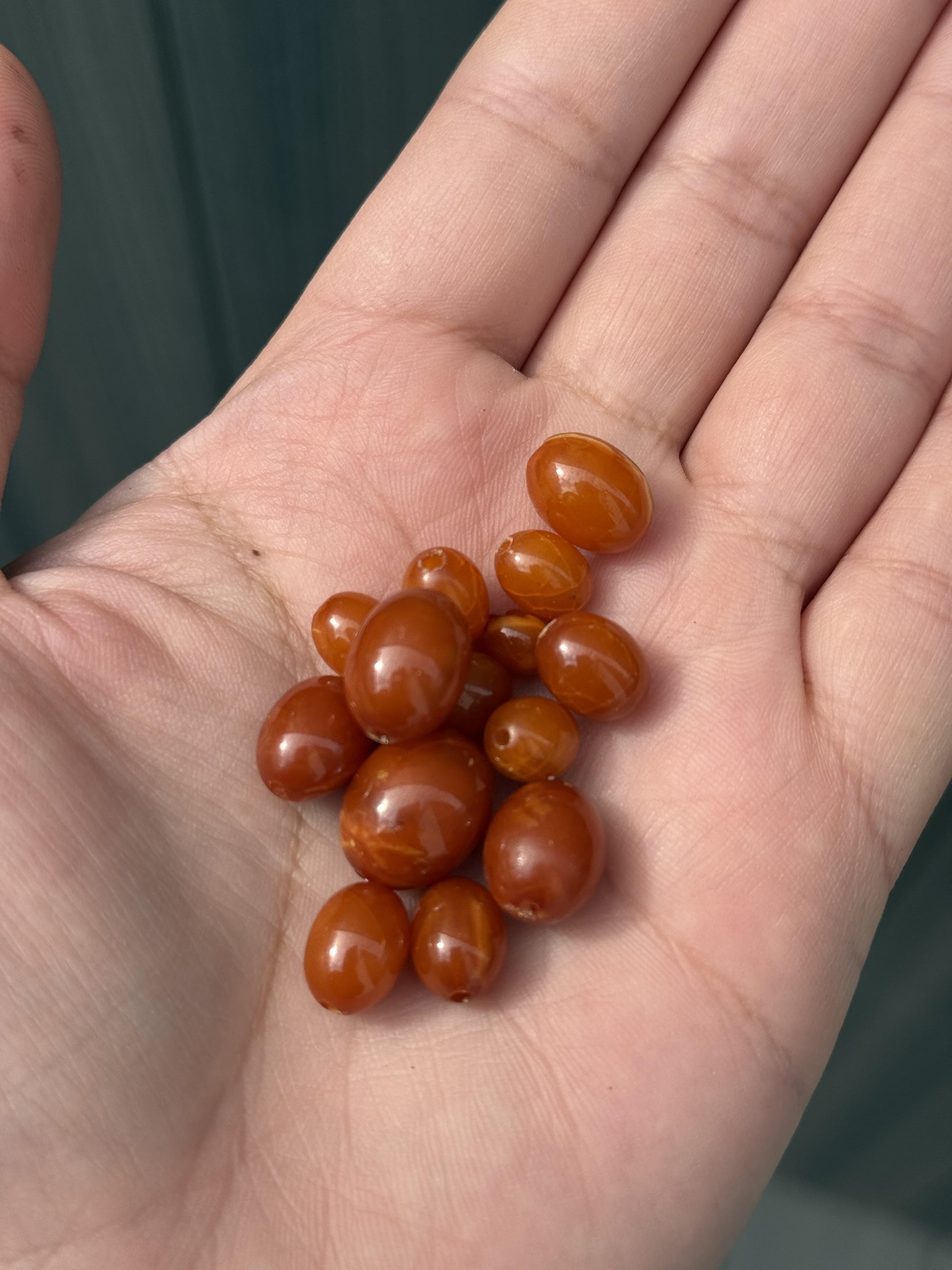 Beautiful Antique Amber Beads Lot 7.38 Grams