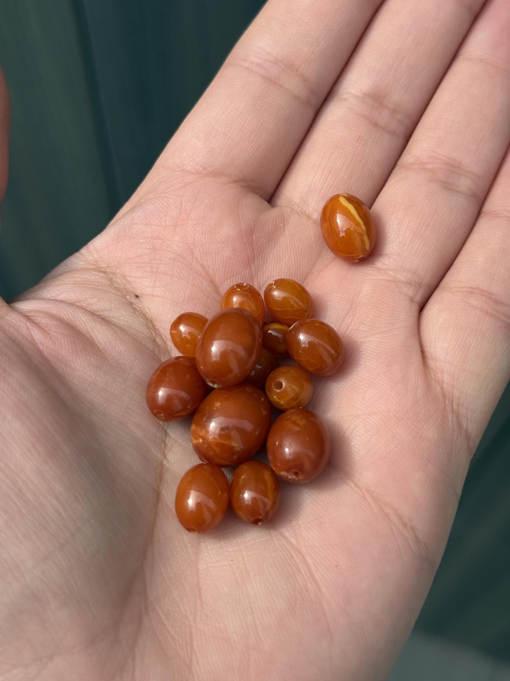 Beautiful Antique Amber Beads Lot 7.38 Grams
