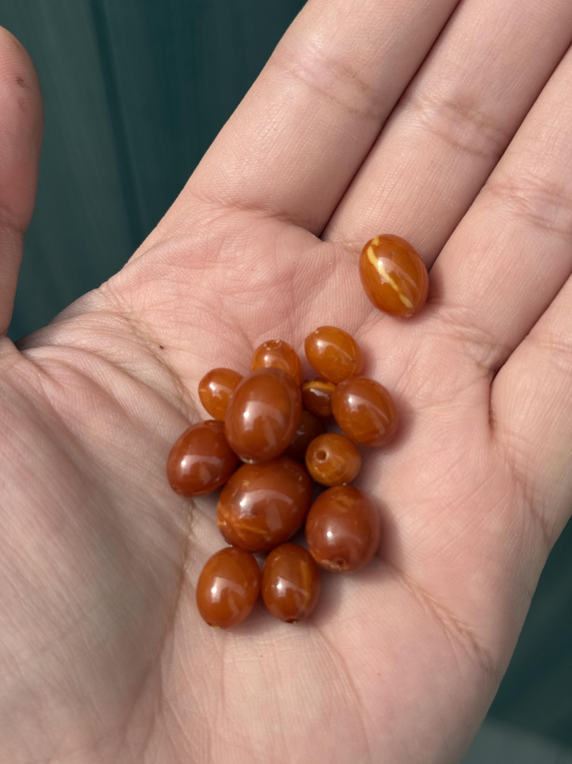 Beautiful Antique Amber Beads Lot 7.38 Grams