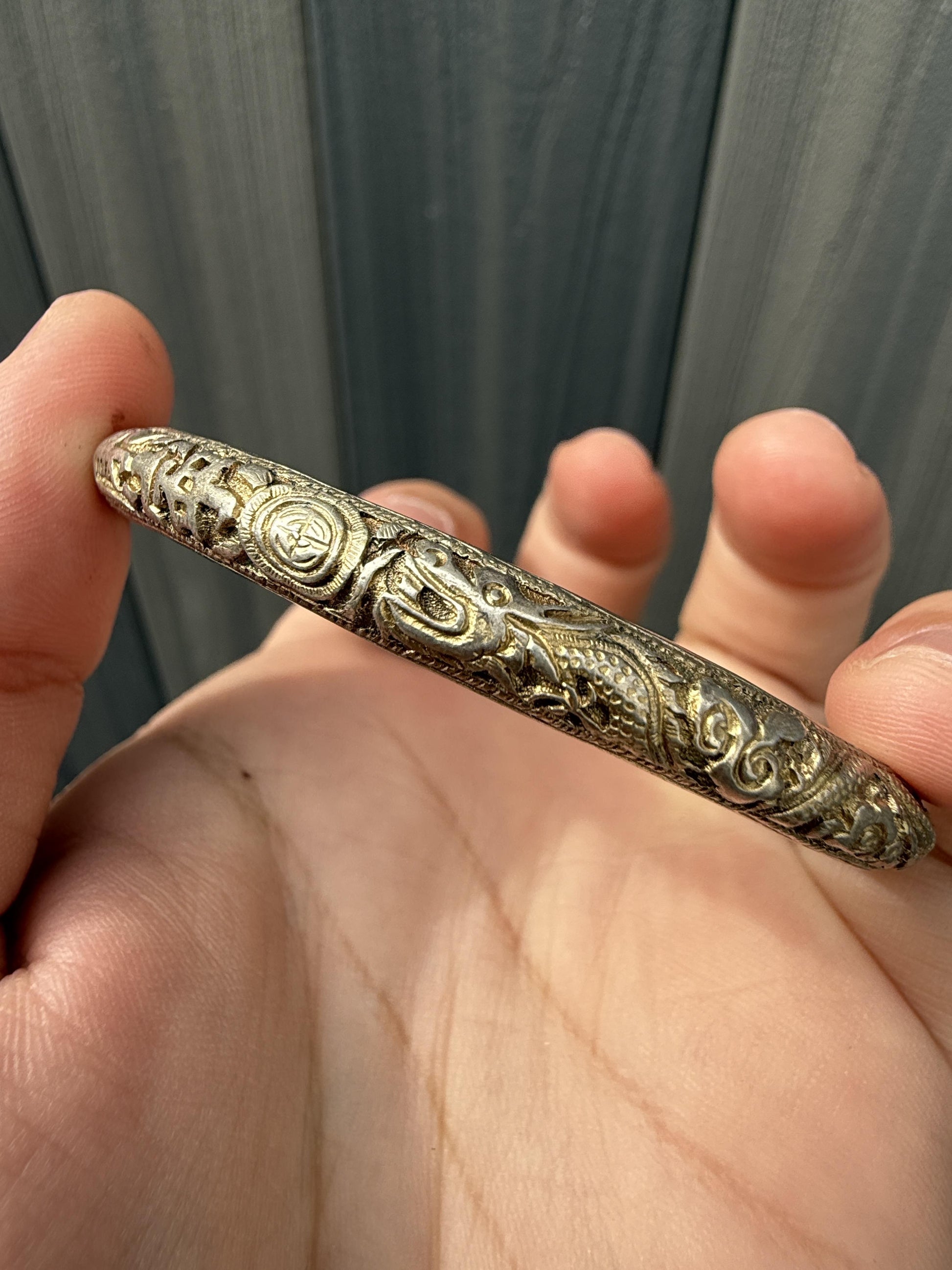 Antique Chinese Silver Dragon Bangle – 15.72g, 2.77” Diameter