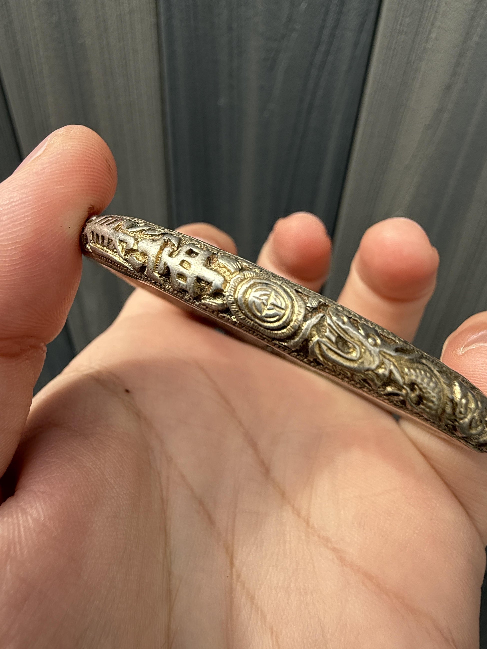 Antique Chinese Silver Dragon Bangle – 15.72g, 2.77” Diameter