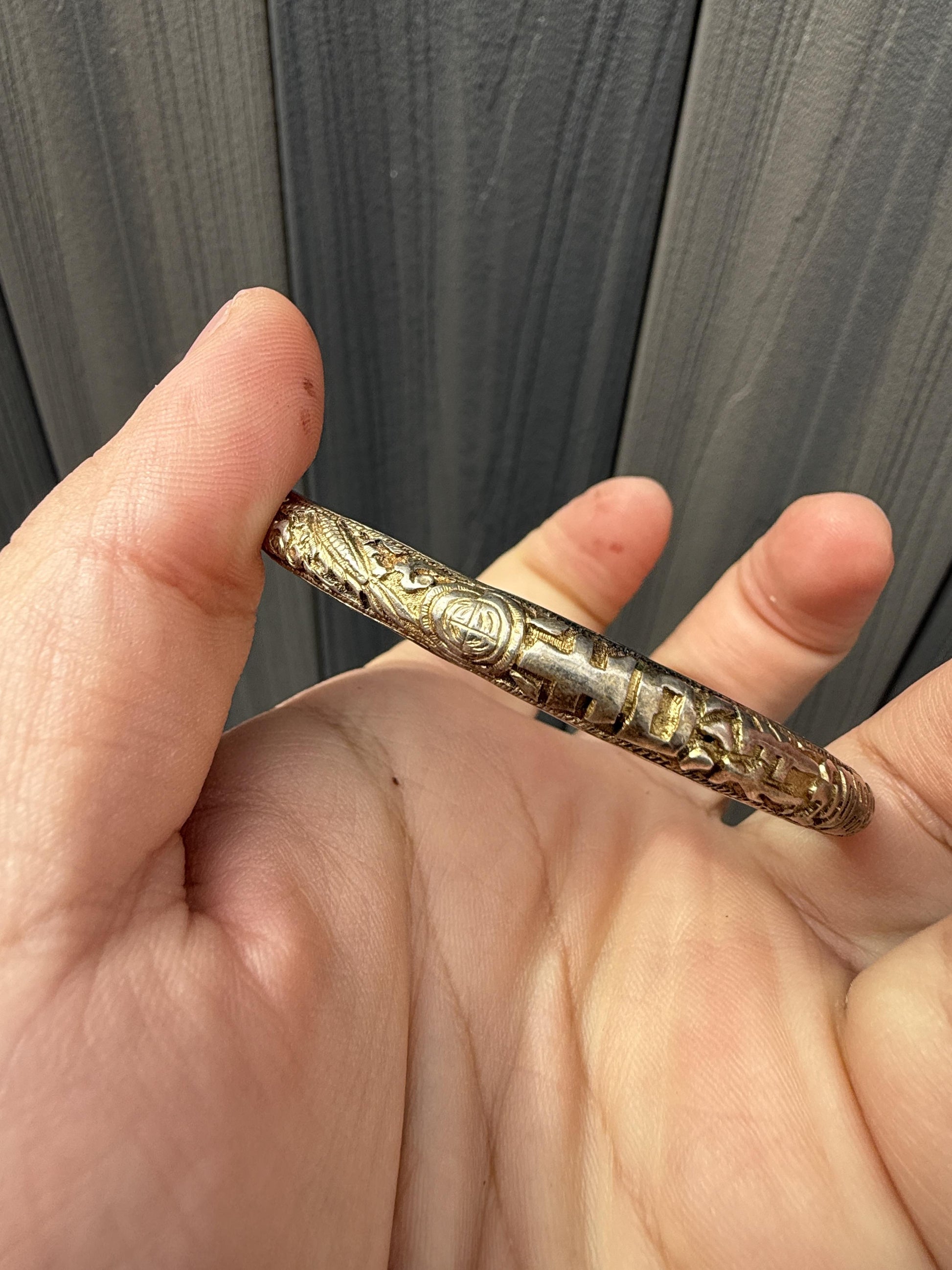 Antique Chinese Silver Dragon Bangle – 15.72g, 2.77” Diameter