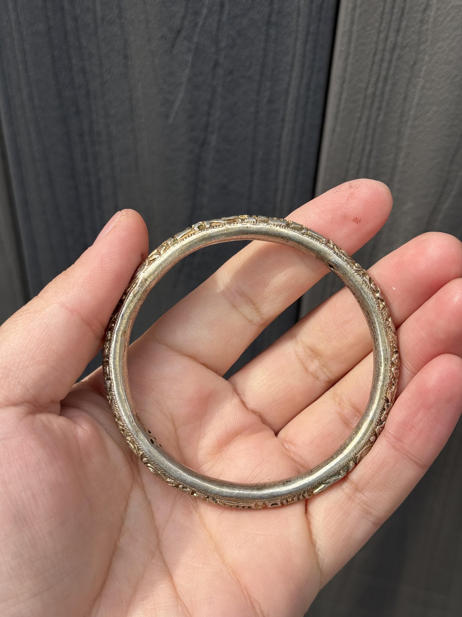 Antique Chinese Silver Dragon Bangle – 15.72g, 2.77” Diameter