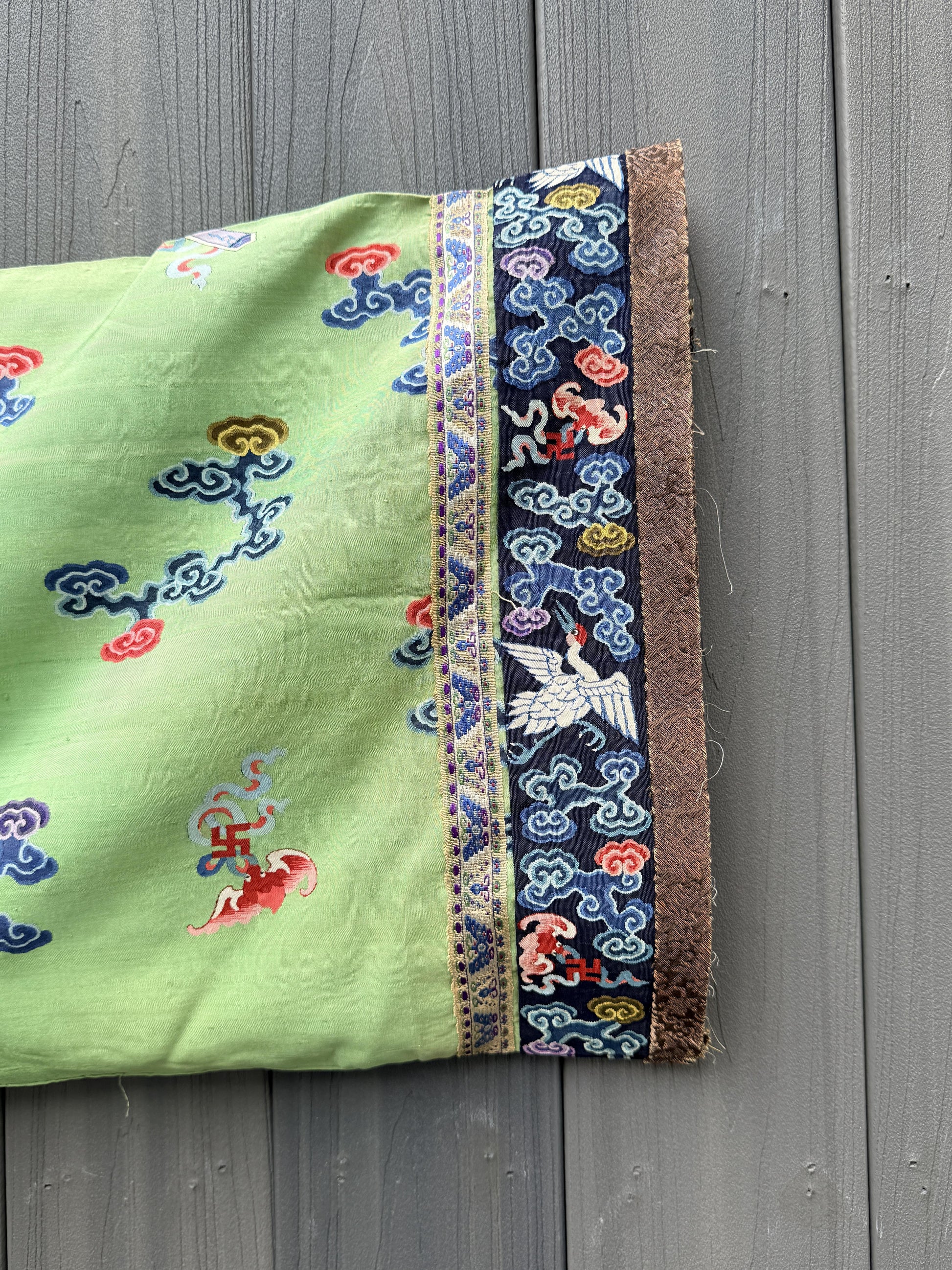 Antique Kesi Tapestry Silk Robe Crane & Cloud Motif Apple Green 69 x 52