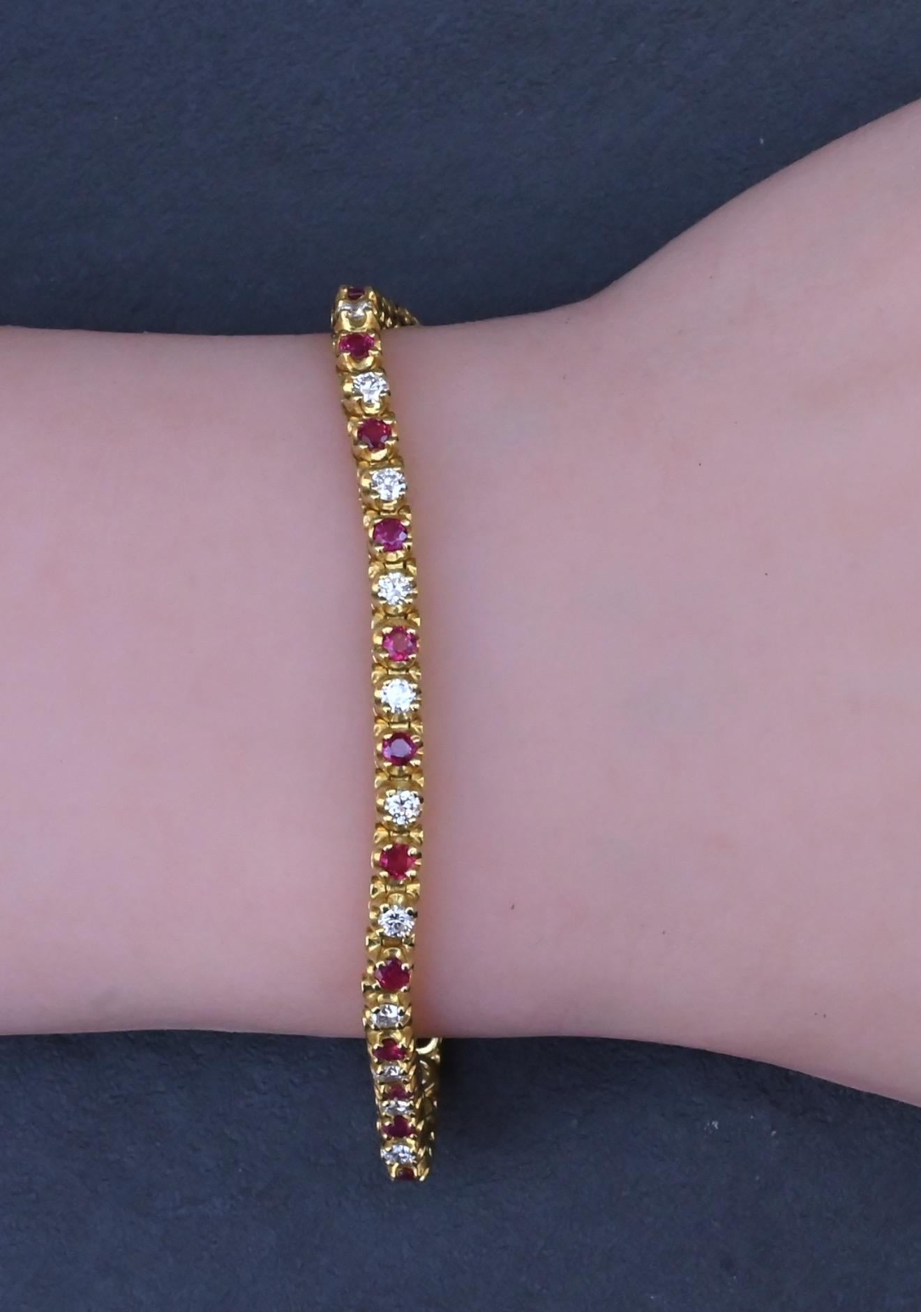 3.05 TCW Ruby & Diamond Tennis Bracelet in 18K Yellow Gold – 7" – IGI Certified