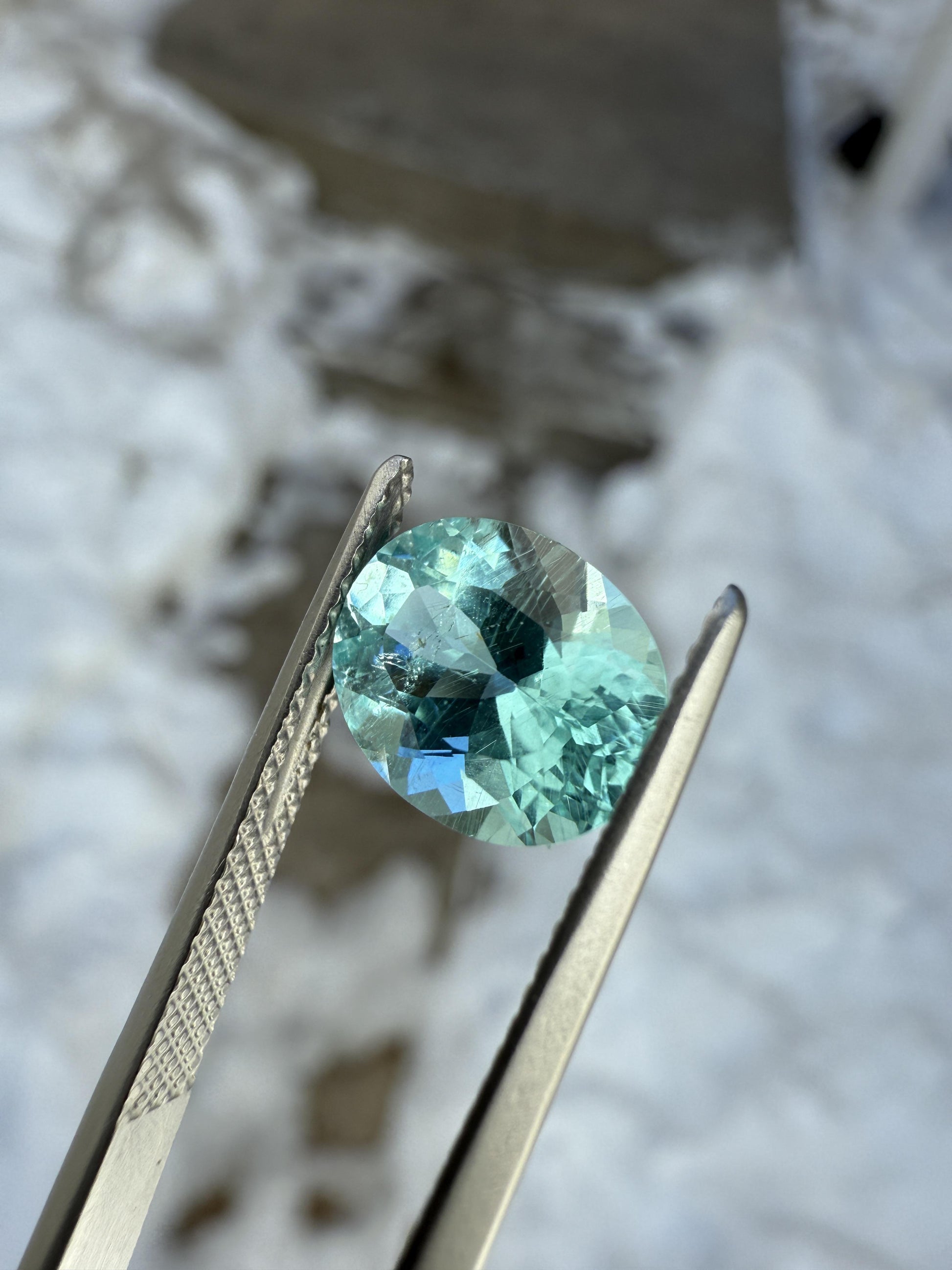 GIA Certified Paraíba-Type Tourmaline 2.65 Carat Green-Blue Oval Mozambique