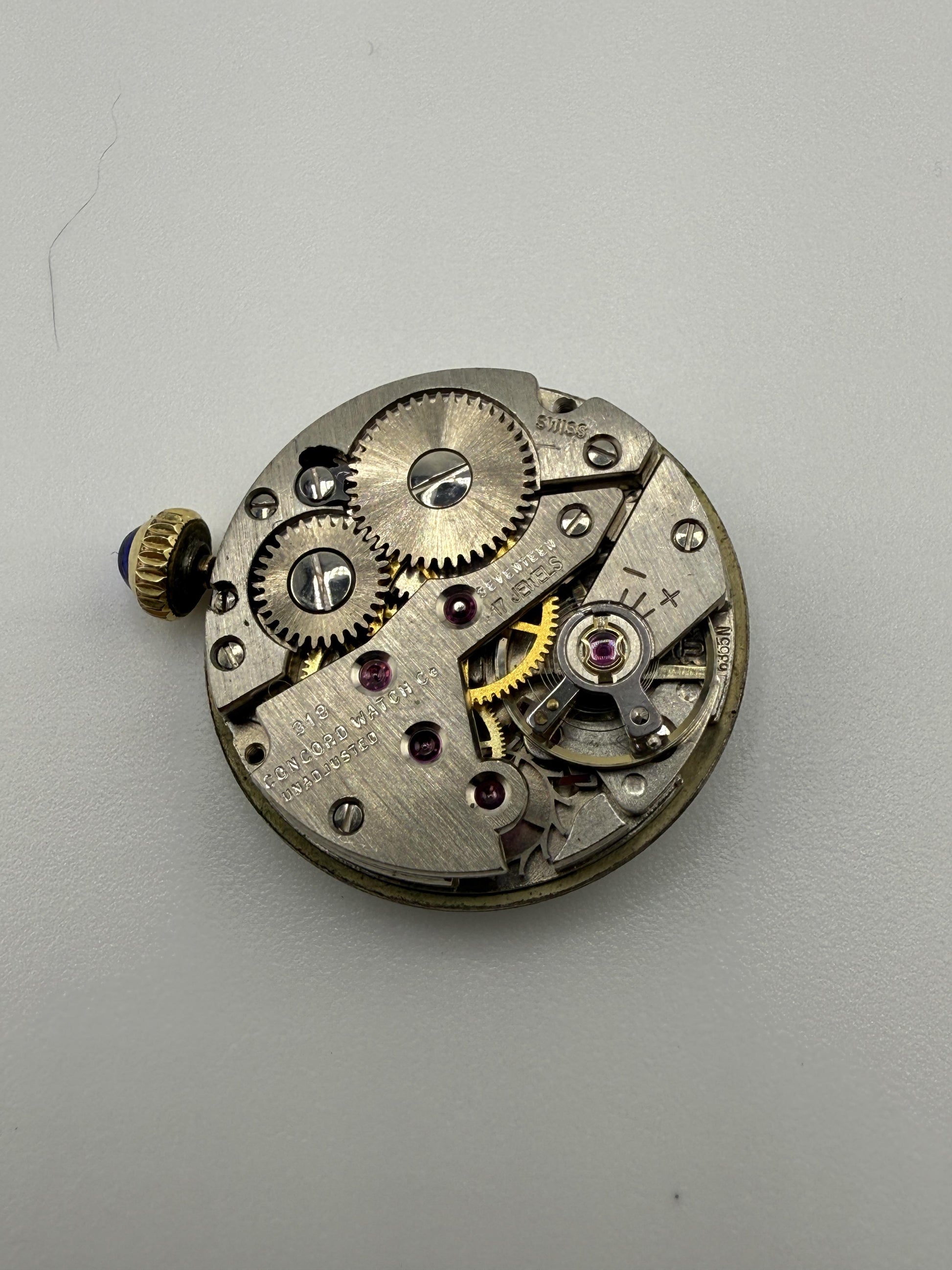 Gorgeous 14K Yellow Gold Cartier For Concord Manual Winding