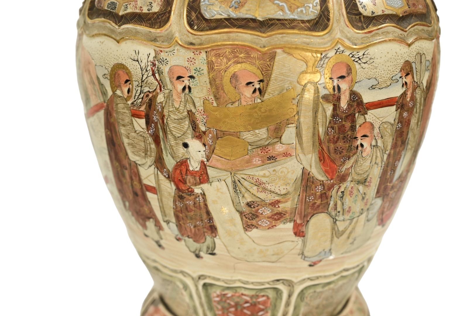 Massive Japanese Meiji Satsuma Temple Jar with ShiShi Lion Finial – Hand-Painted