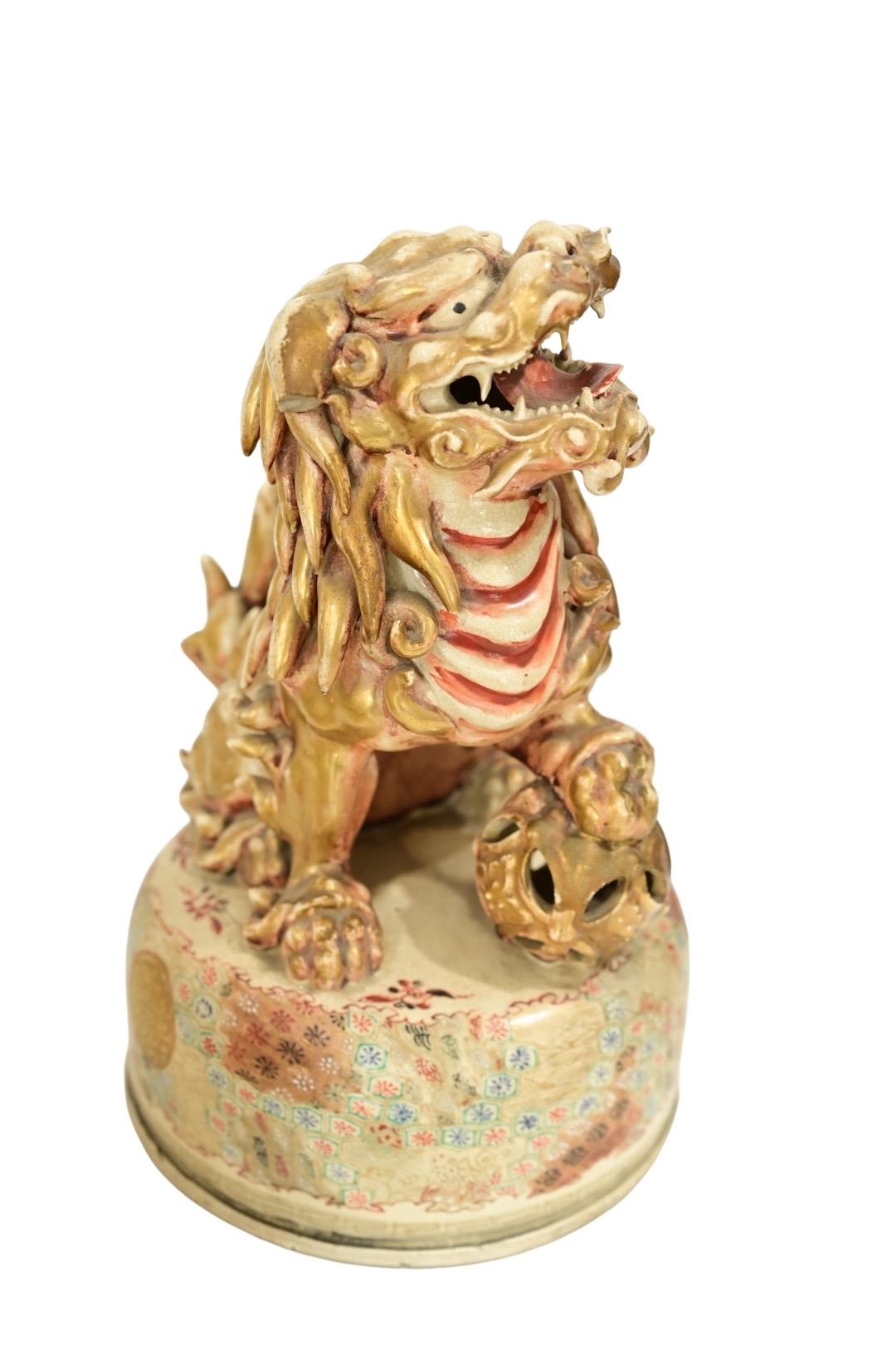 Massive Japanese Meiji Satsuma Temple Jar with ShiShi Lion Finial – Hand-Painted